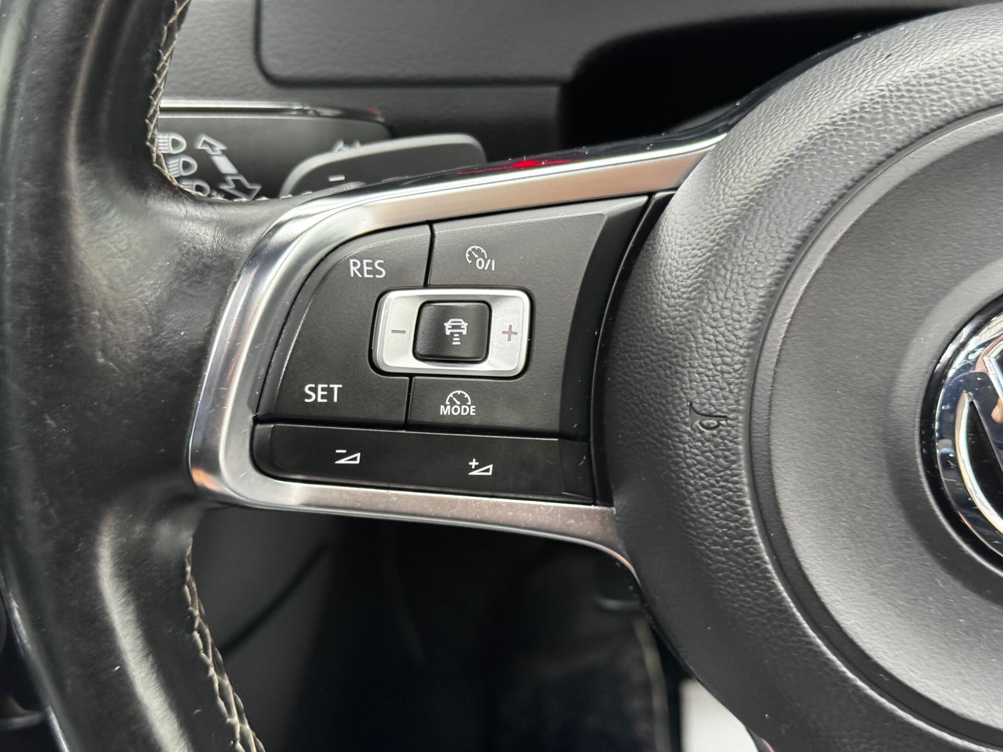 Volkswagen Golf view 36