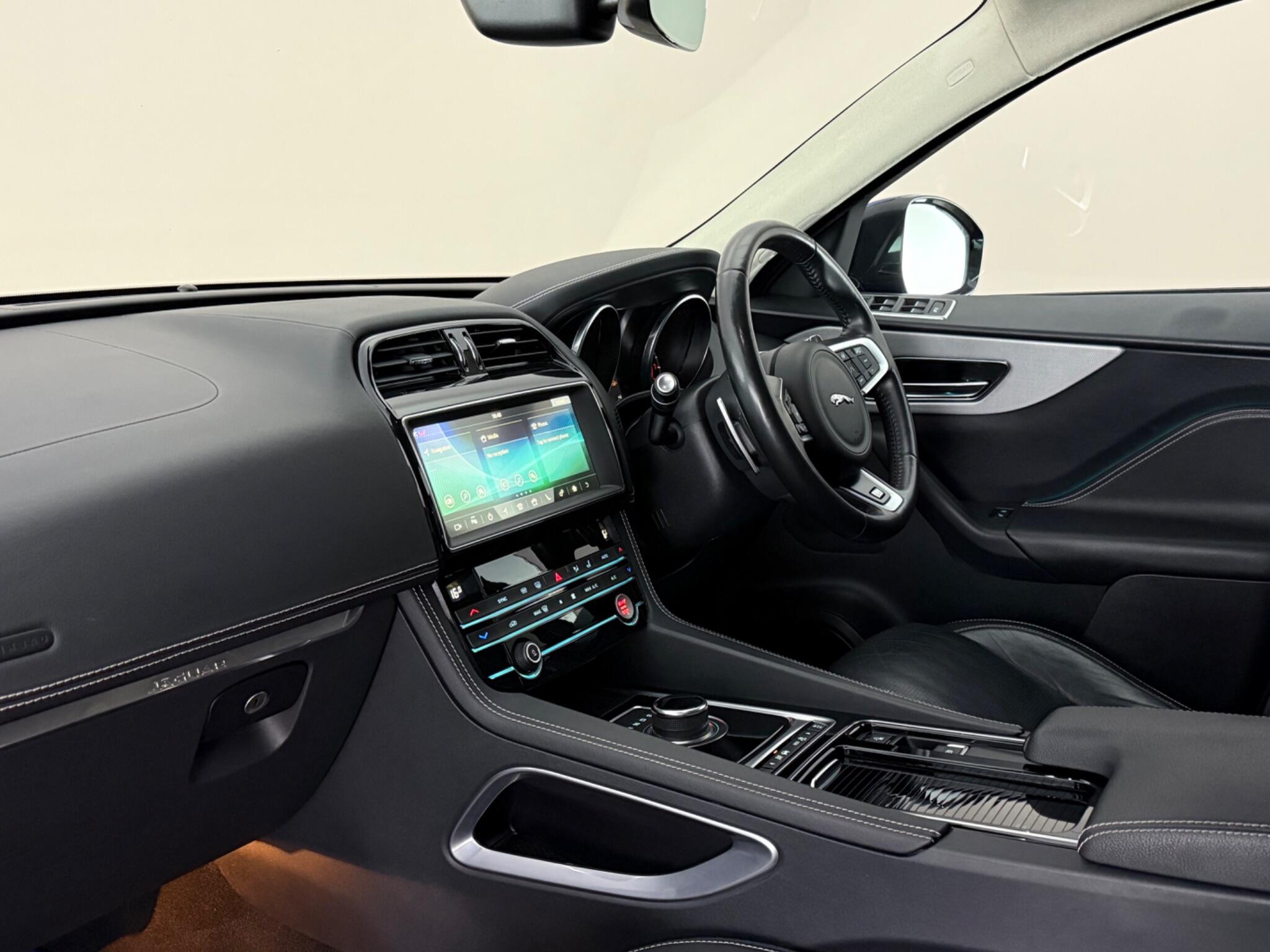 Jaguar F-Pace view 11