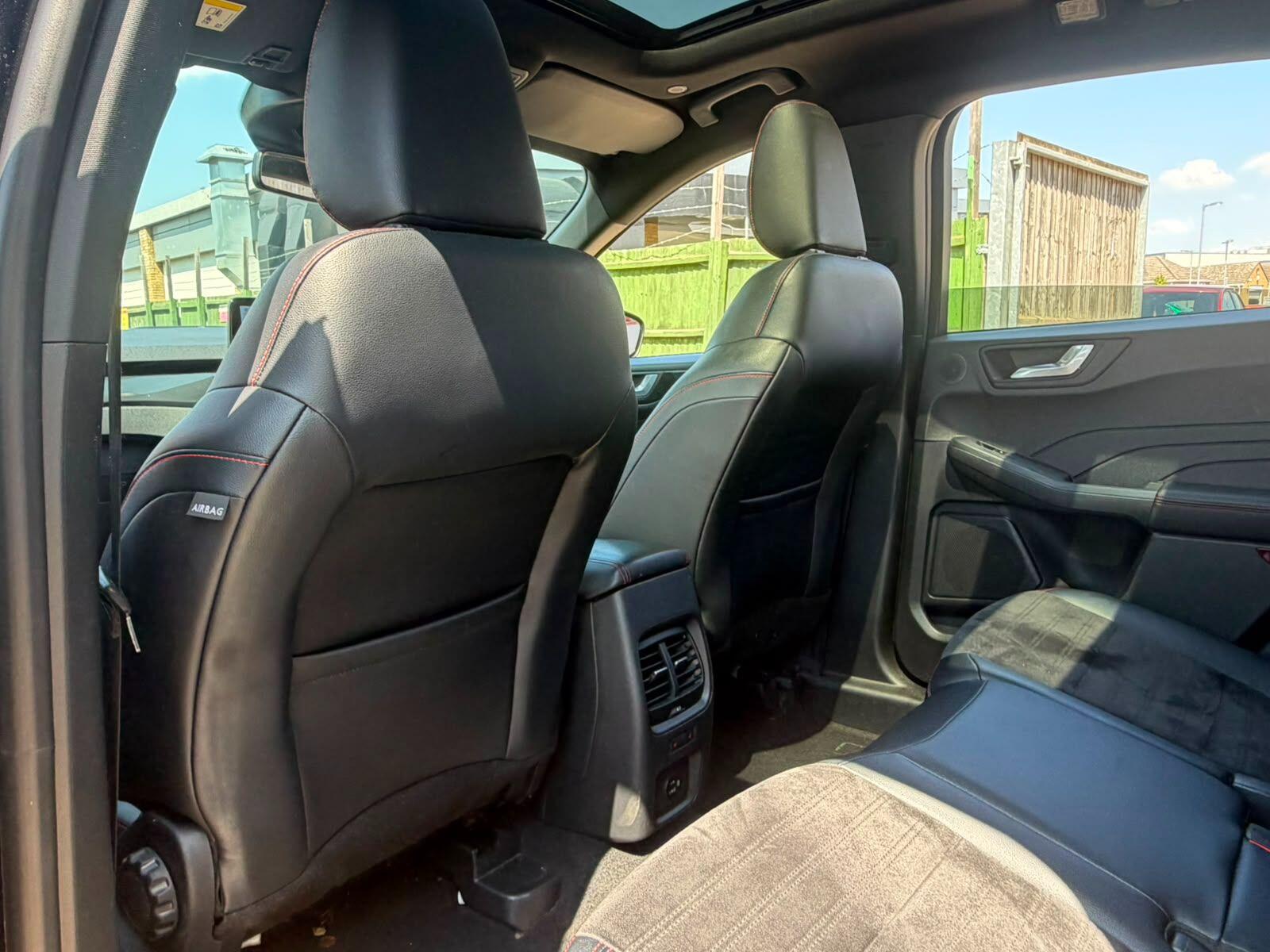 Ford Kuga view 18