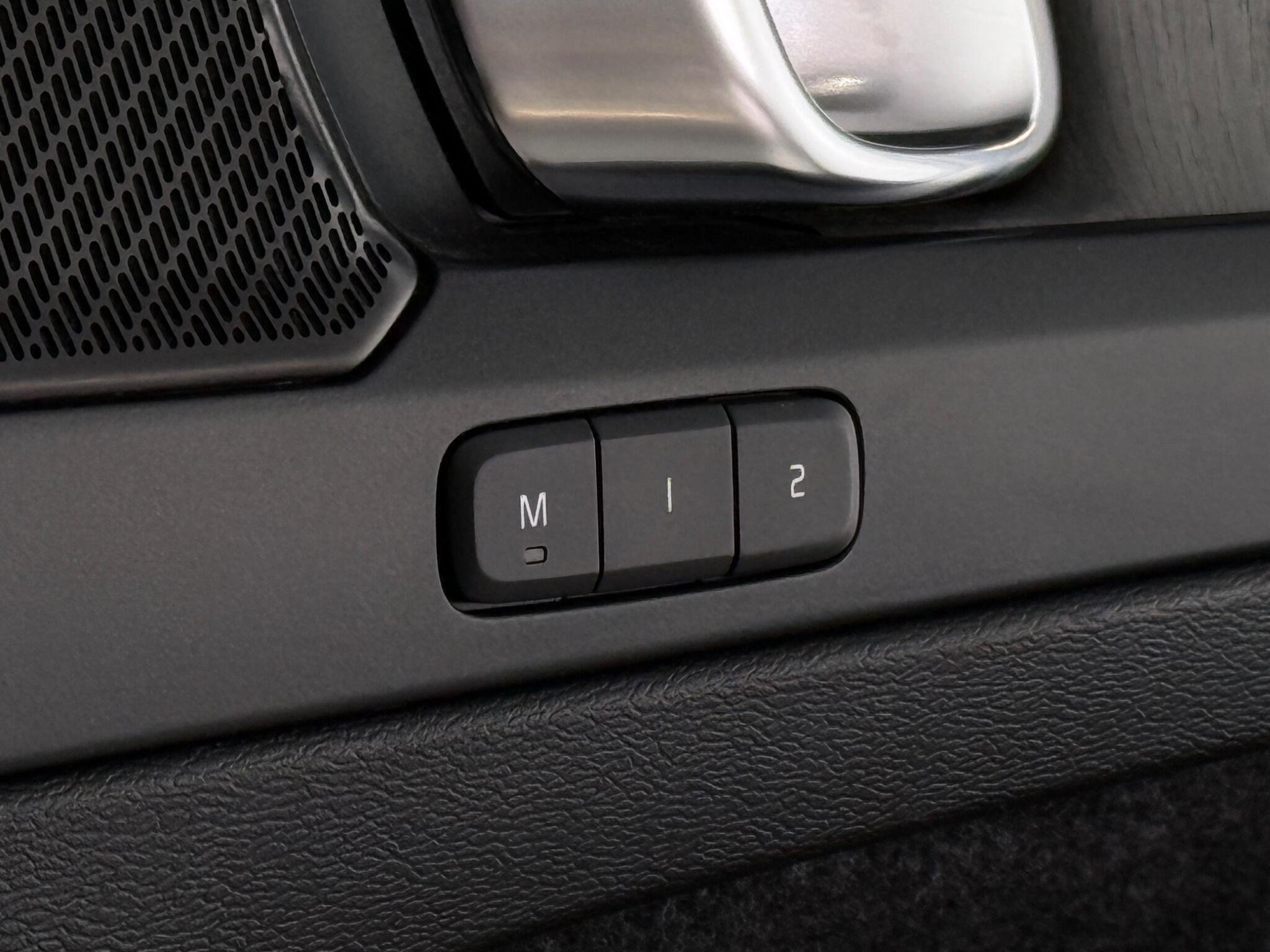 Volvo XC40 view 30