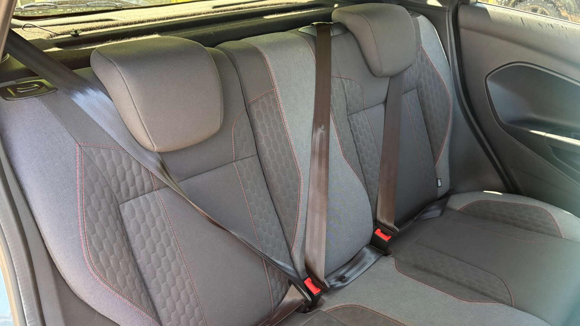 Ford Fiesta view 10