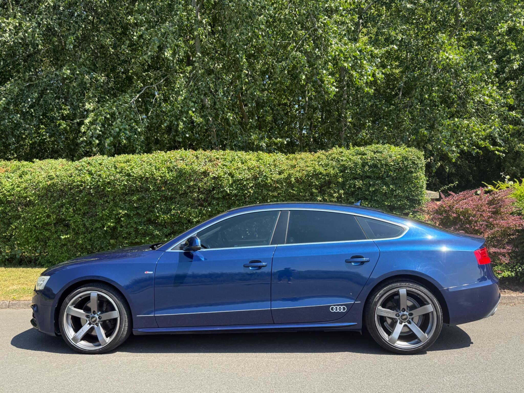 Audi A5 view 10