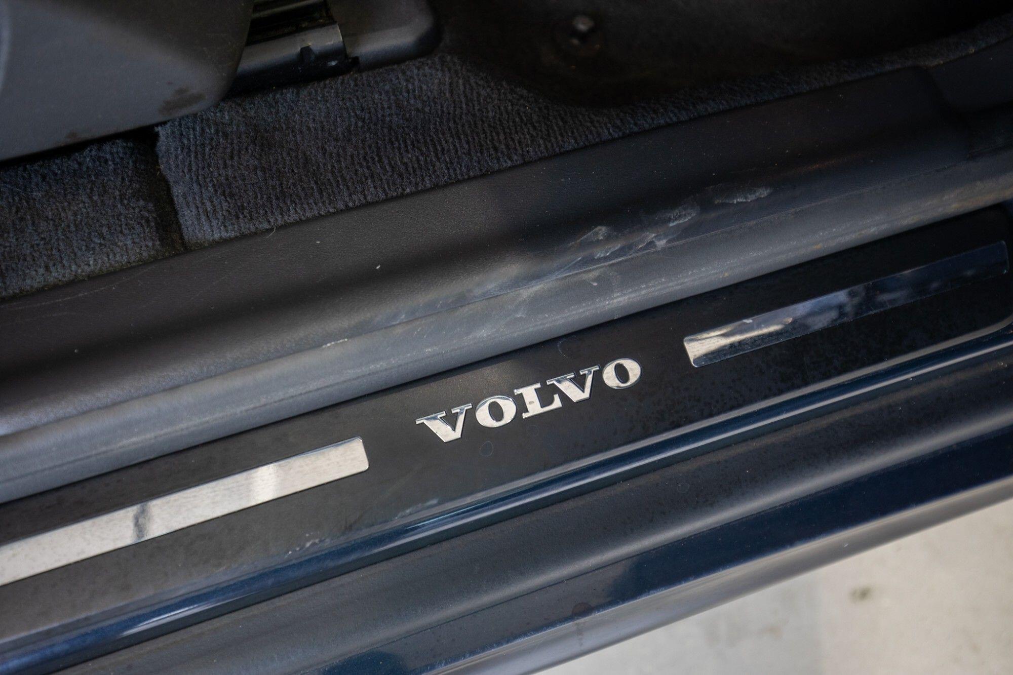 Volvo XC60 view 16