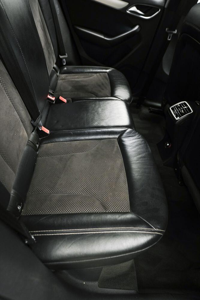 Audi Q3 view 14