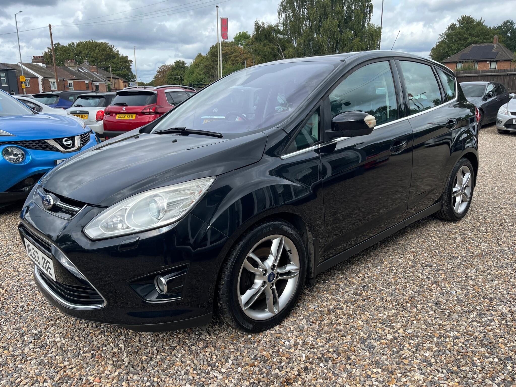 Ford C-Max view 10