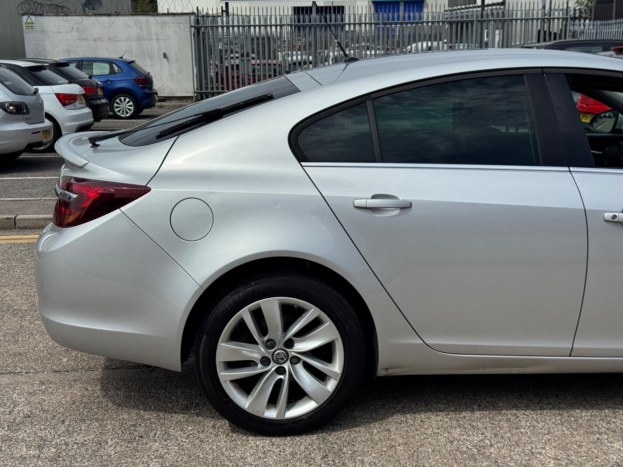 Vauxhall Insignia view 41