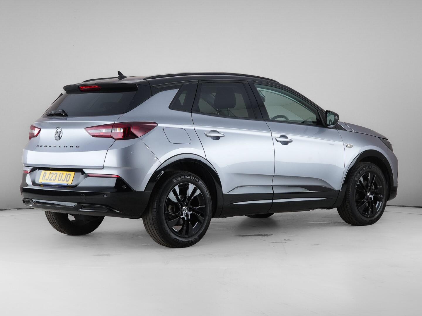 Vauxhall Grandland view 6