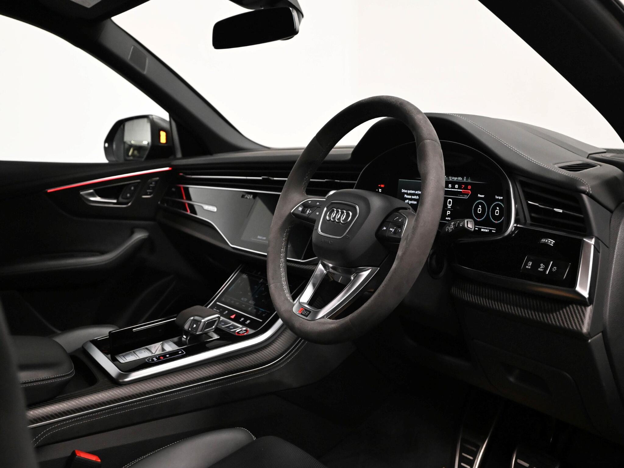 Audi RSQ8 view 18