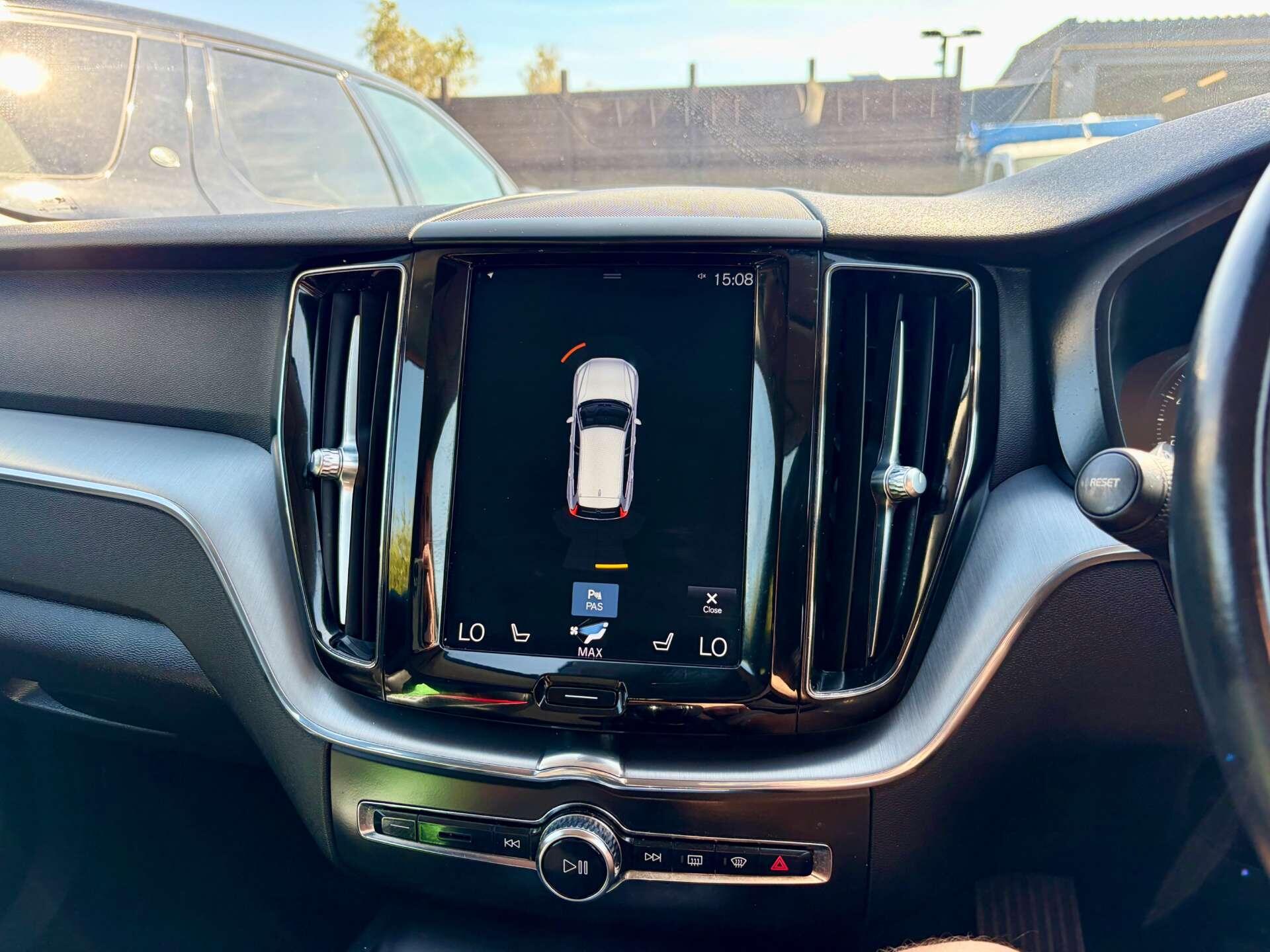 Volvo XC60 view 49