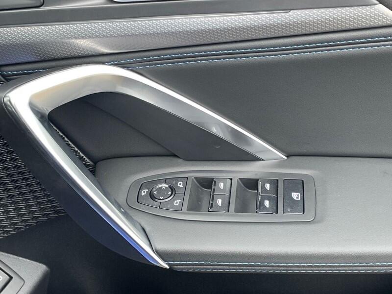 BMW iX2 view 22