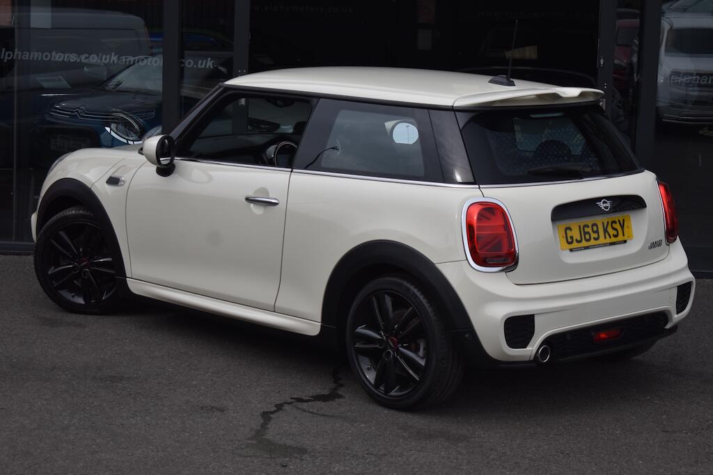 Mini Cooper view 2