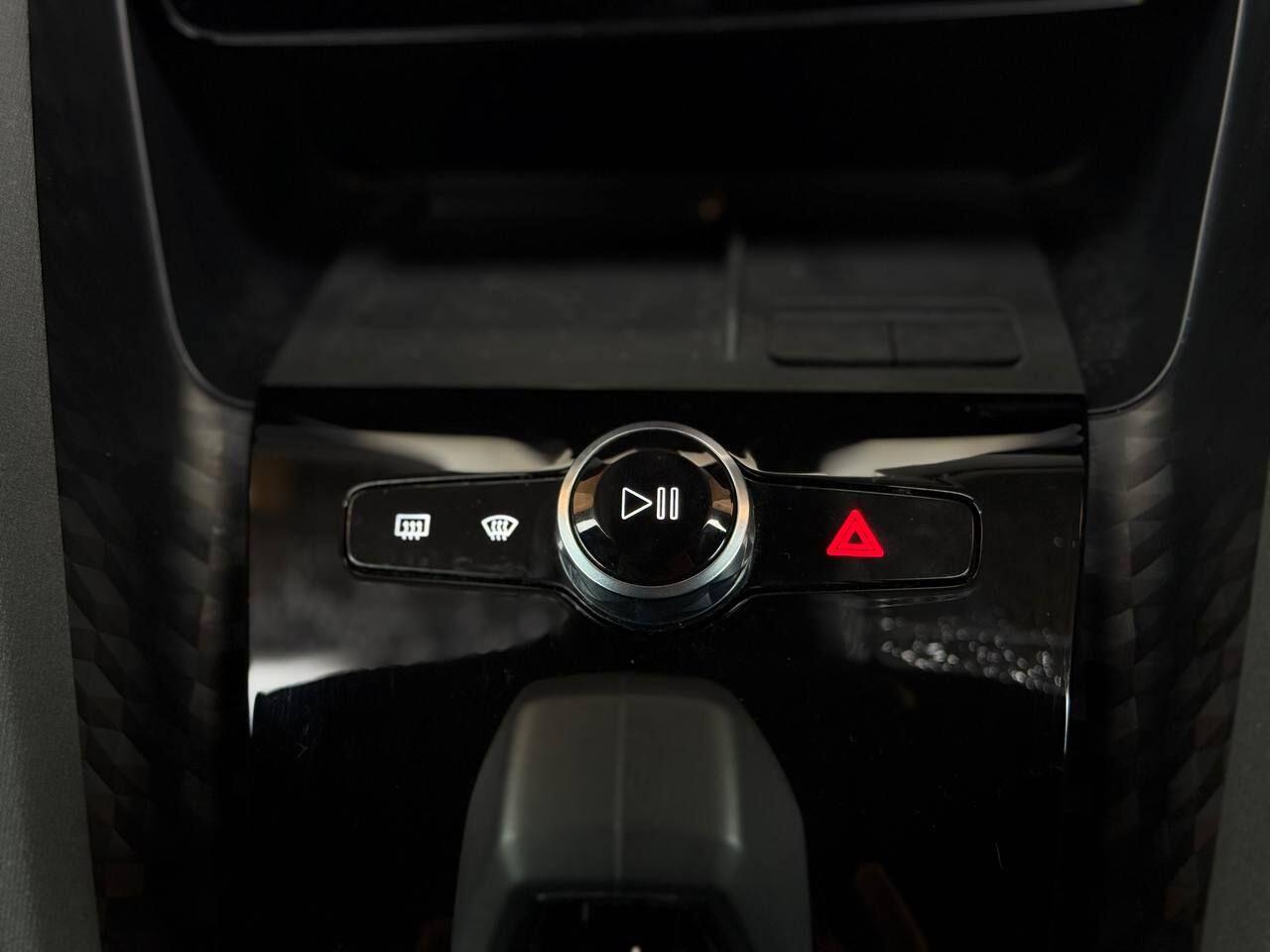 Polestar 2 view 40