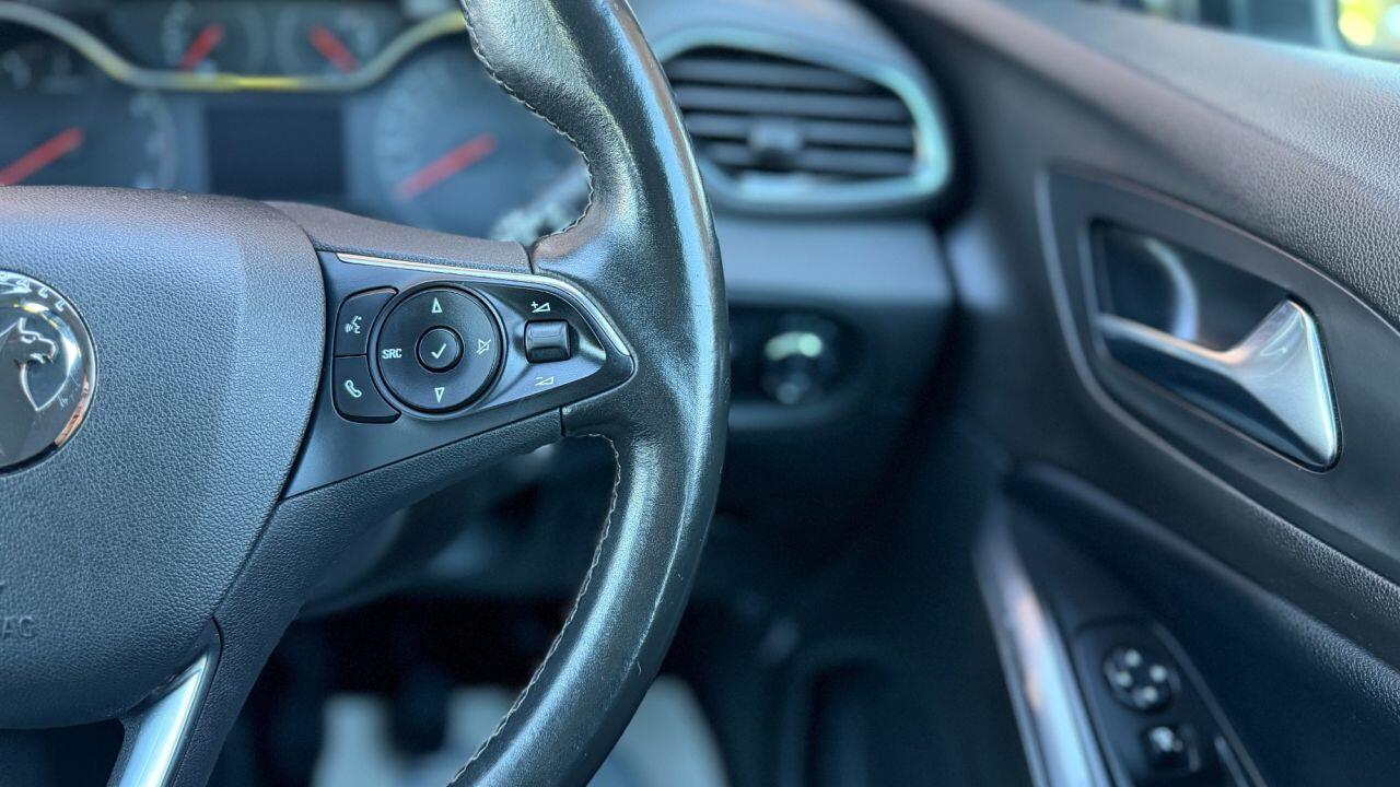 Vauxhall Grandland X view 18