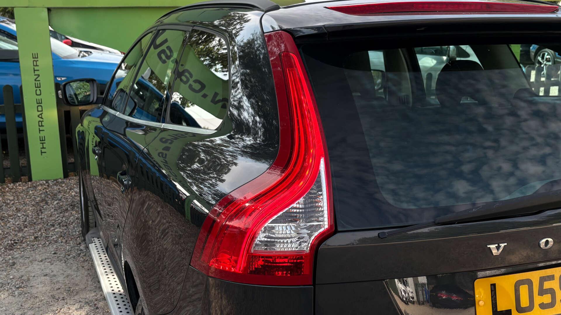 Volvo XC60 view 42