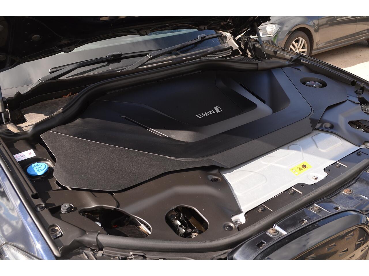 BMW Ix3 view 36
