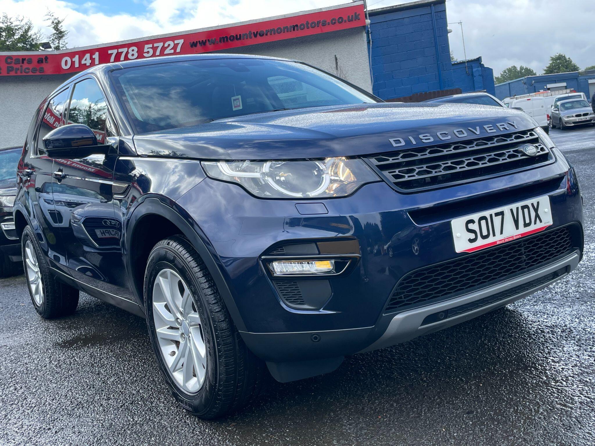 Land Rover Discovery Sport view 17