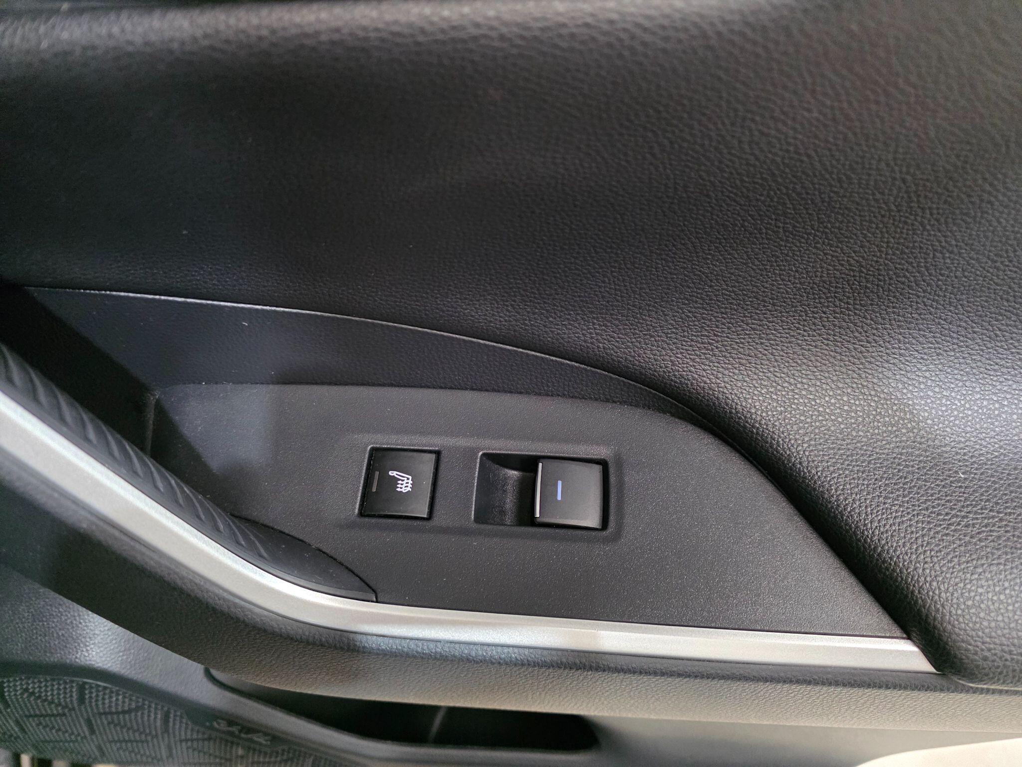 Toyota RAV4 view 23