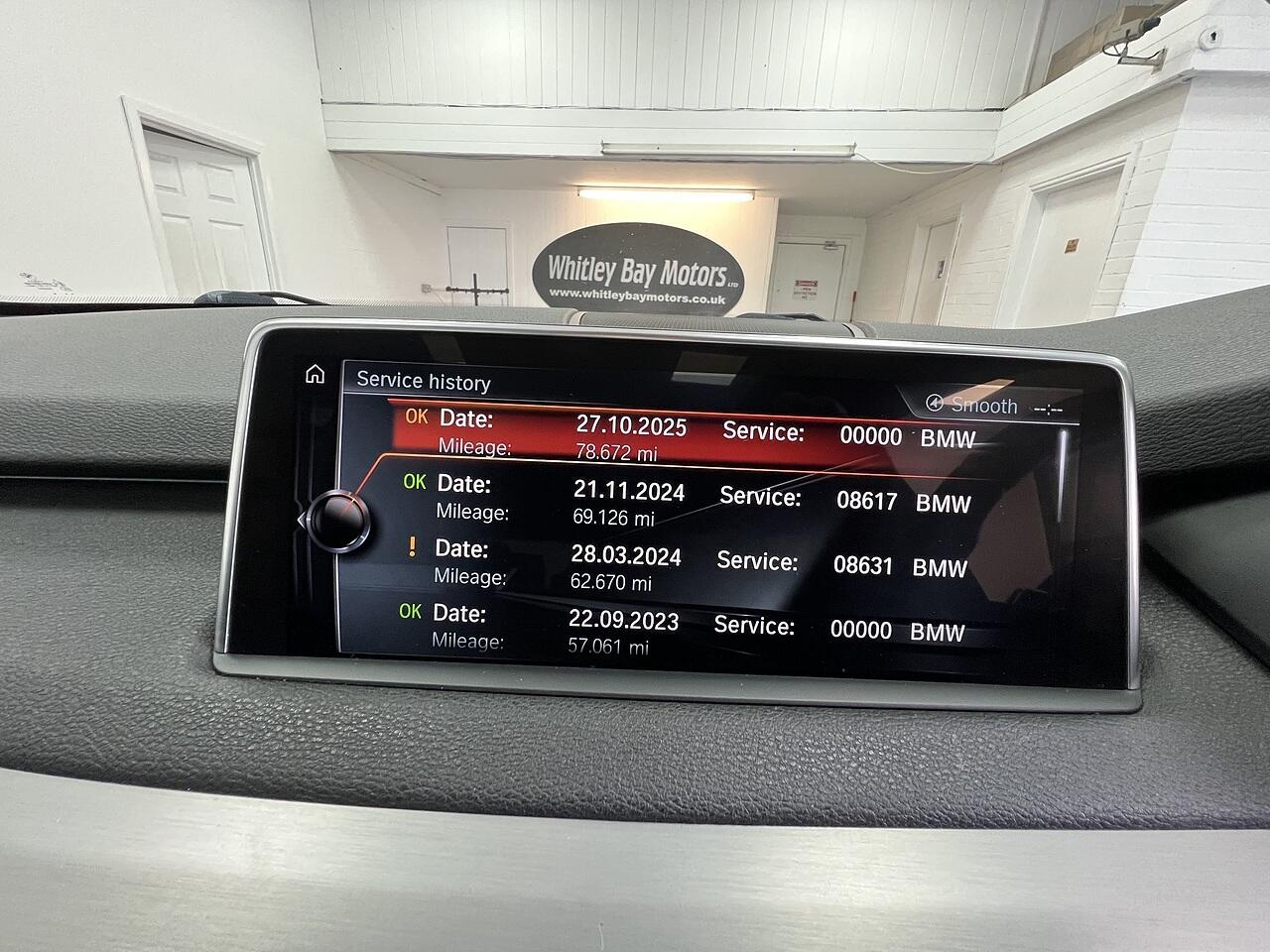 BMW X5 view 16