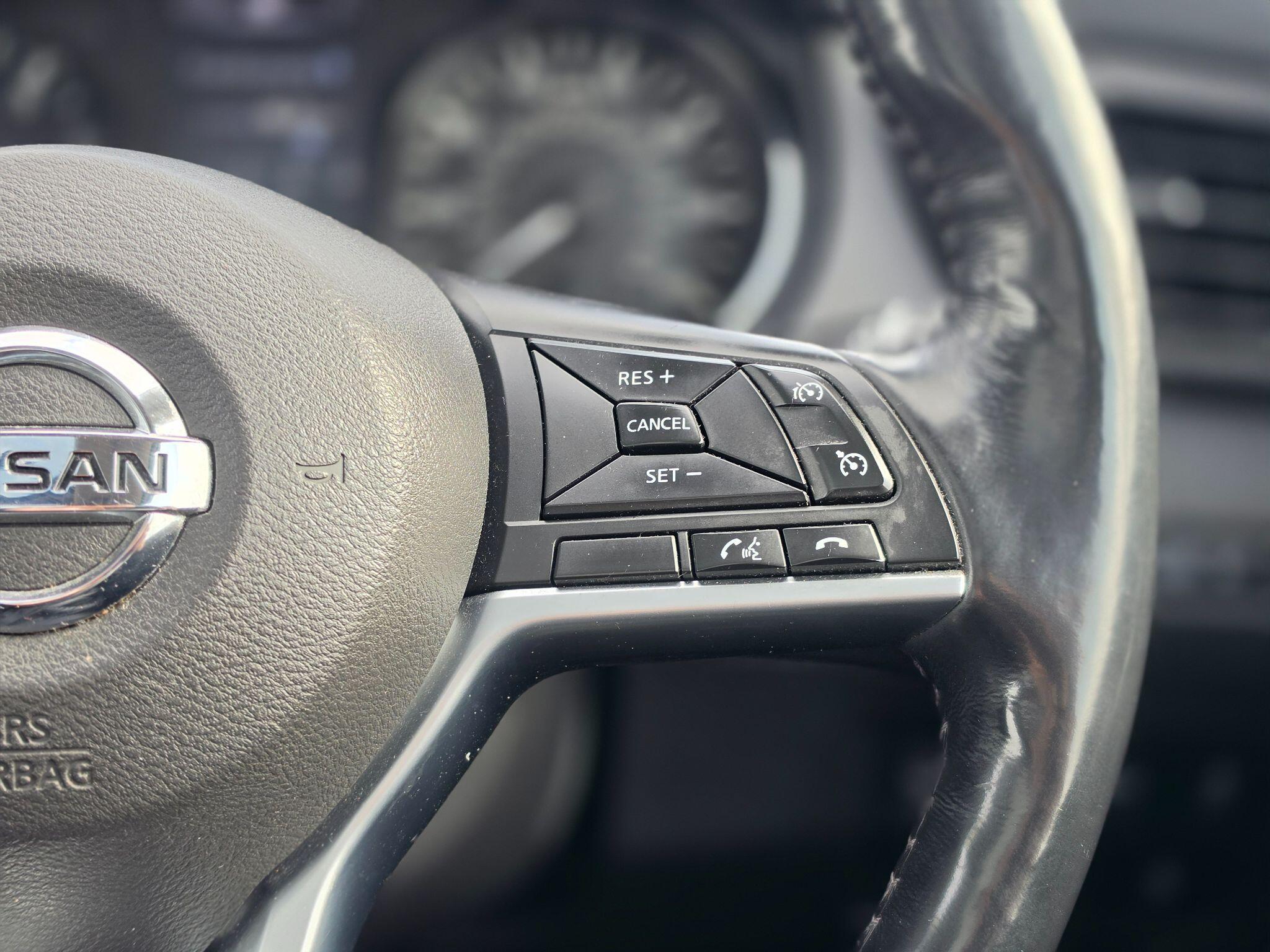 Nissan X-Trail view 14