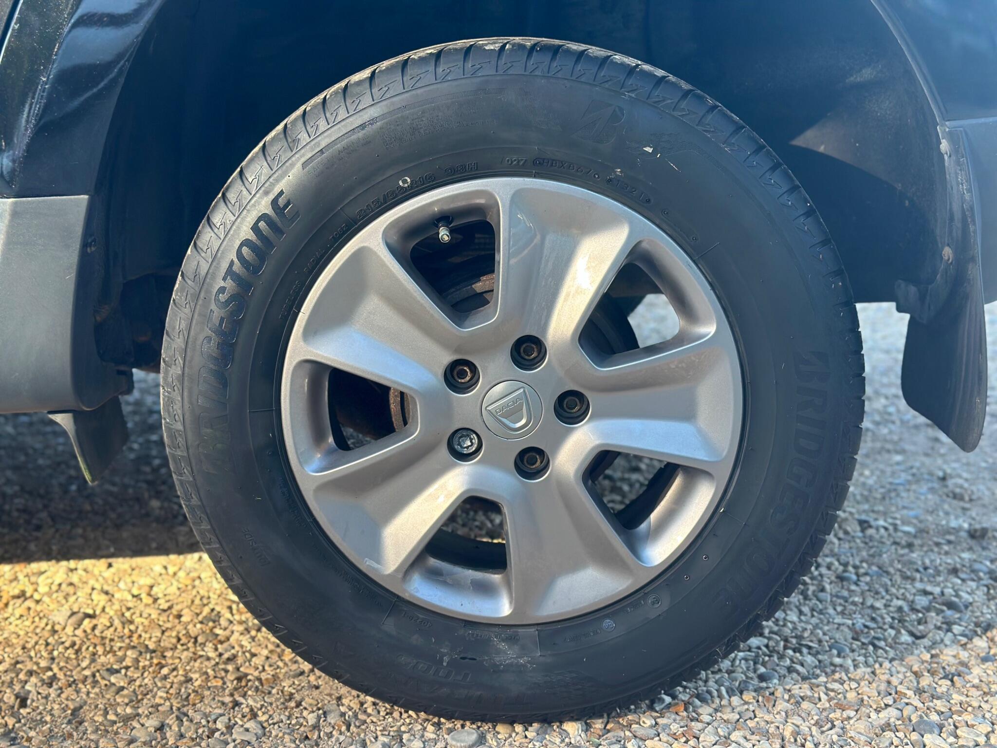 Dacia Duster view 53