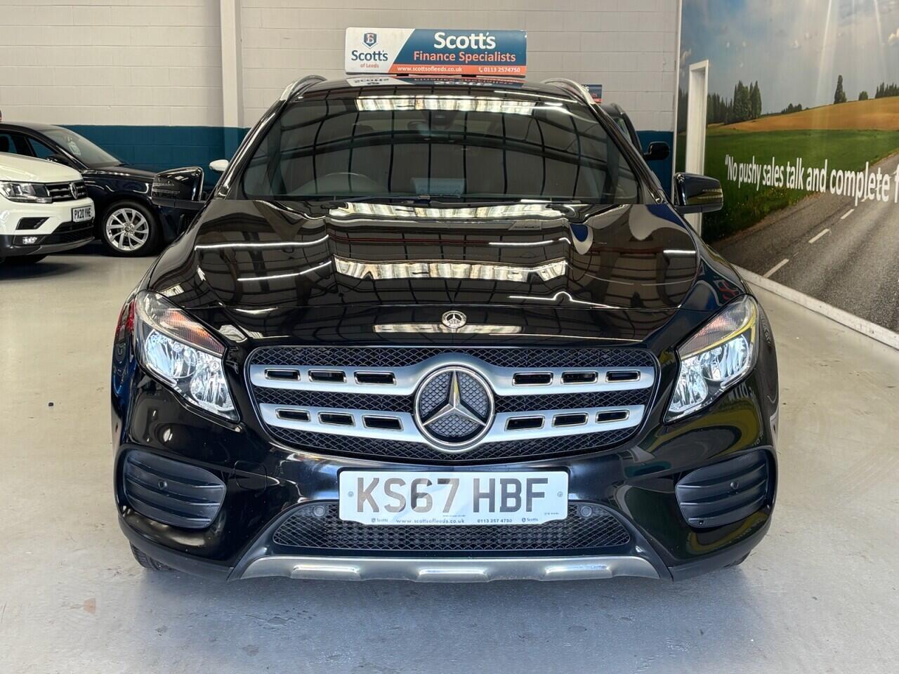 Mercedes-Benz GLA view 2