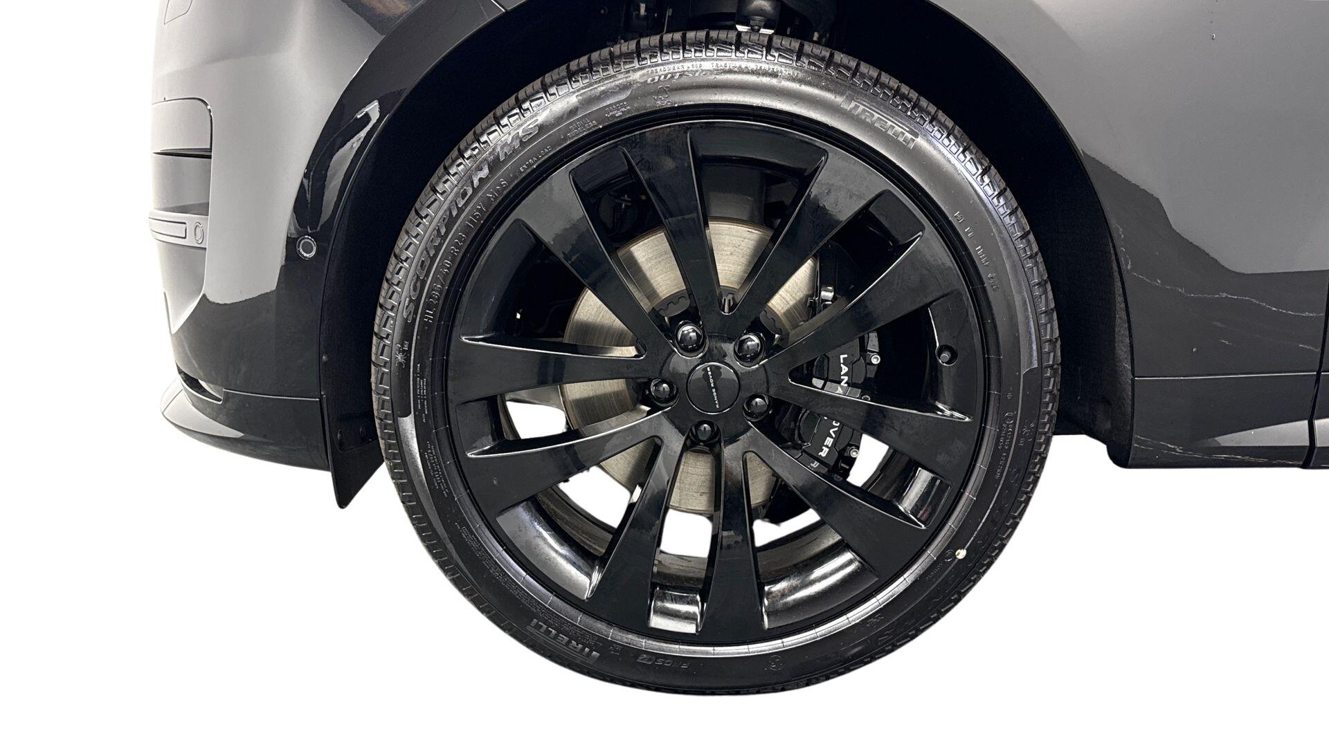 Land Rover Range Rover Sport view 8