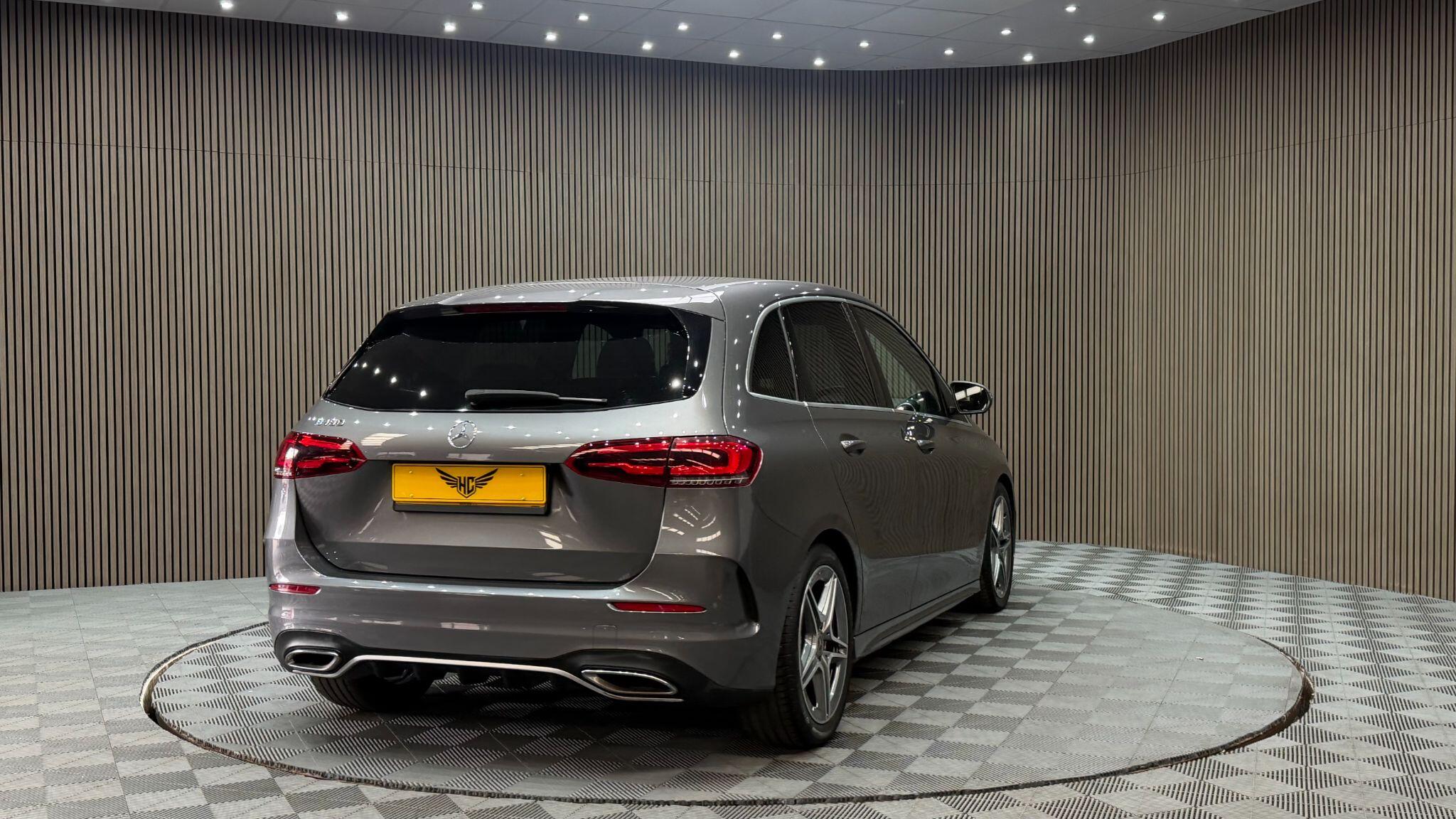 Mercedes-Benz B-Class view 37