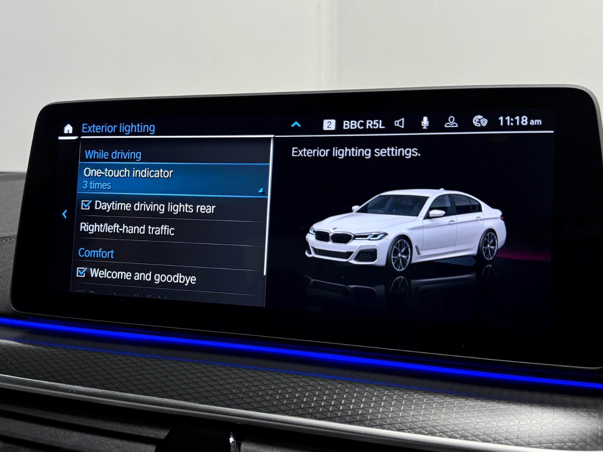BMW 5 Series view 49