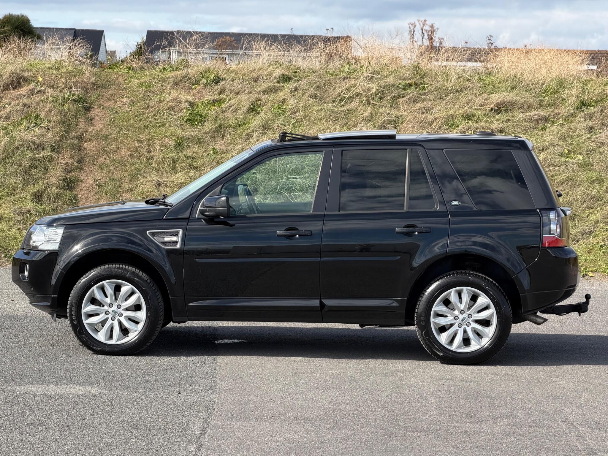 Land Rover Freelander view 34