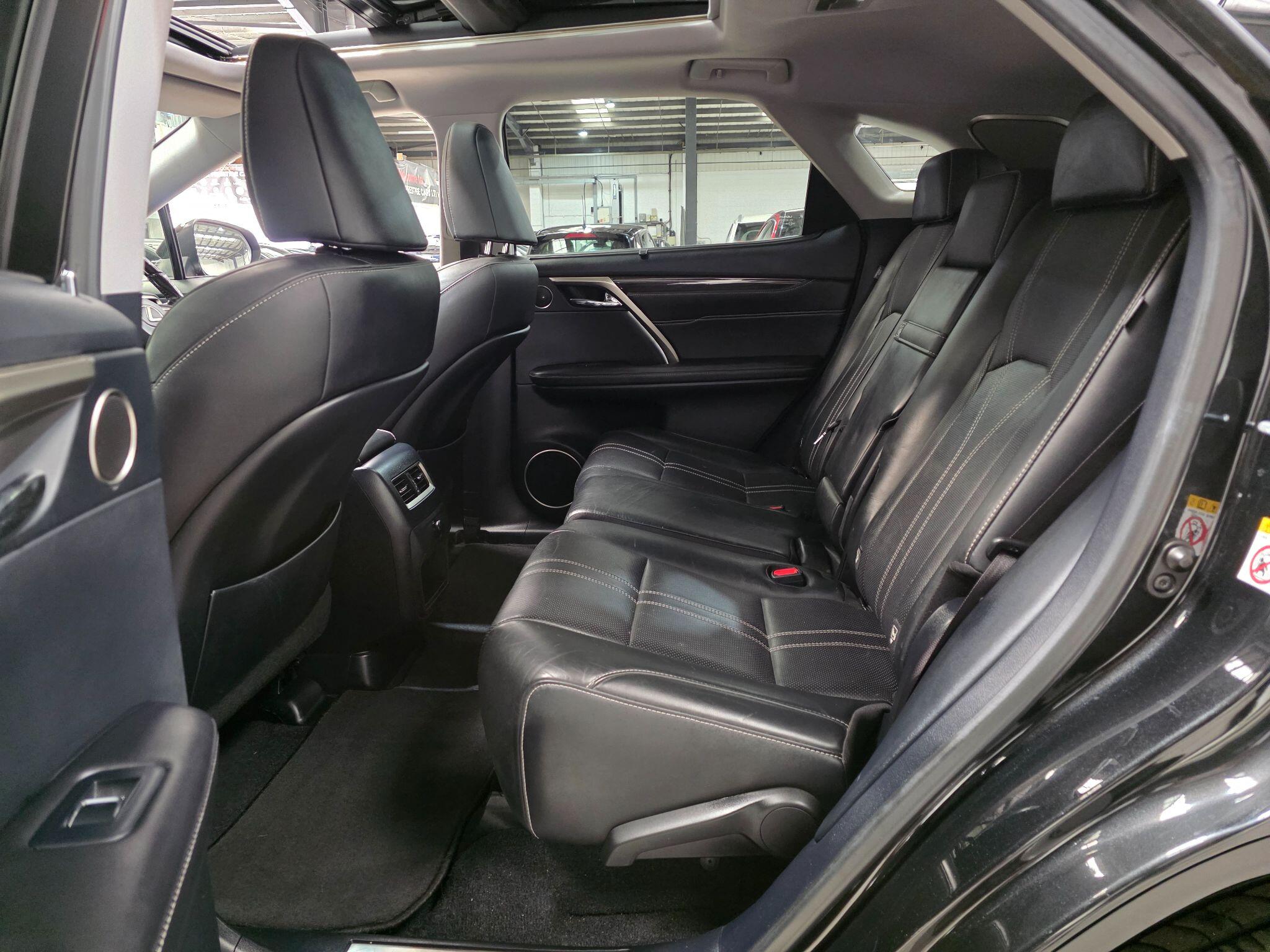 Lexus RX view 28