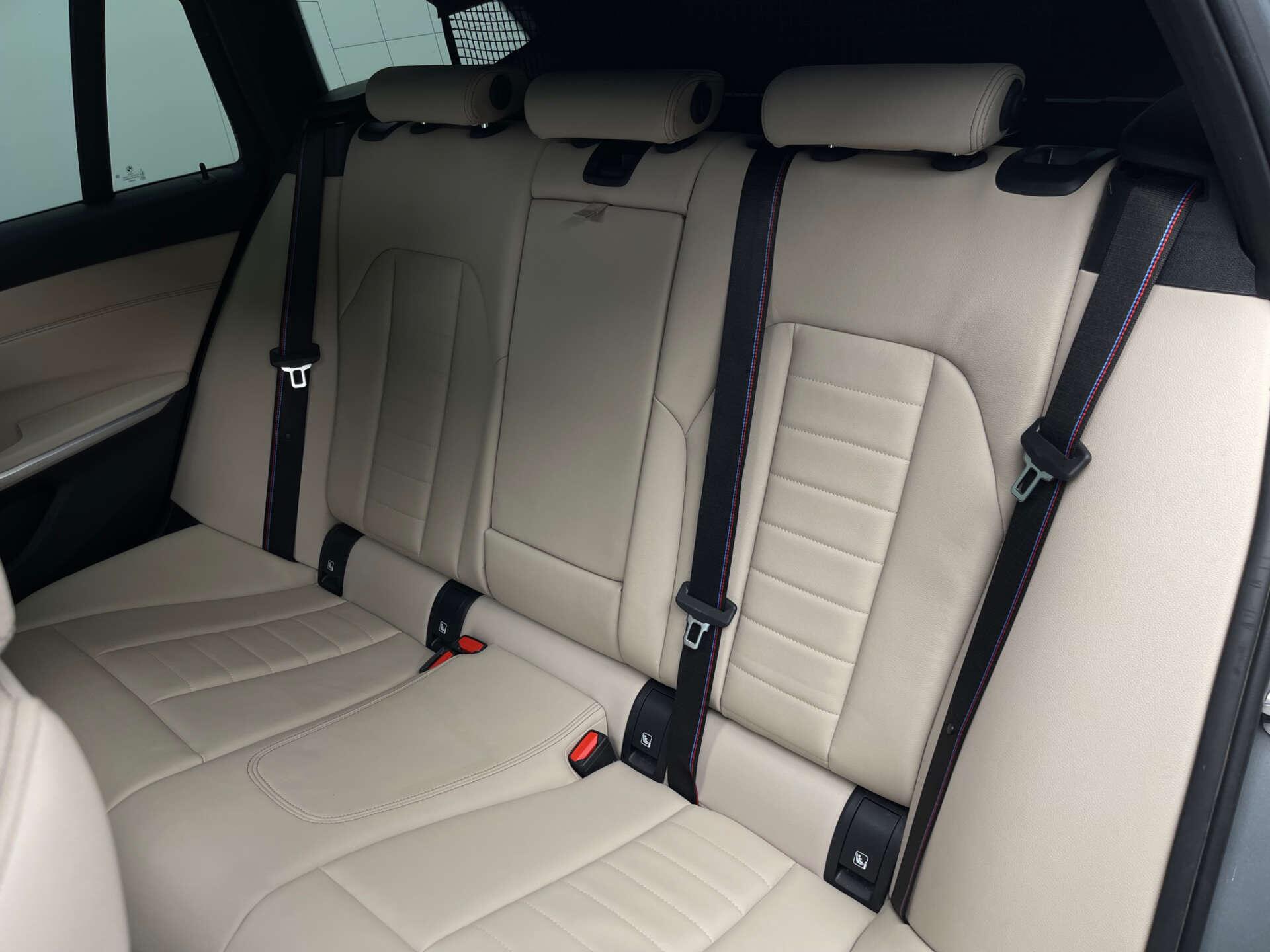 BMW 3 Series view 47