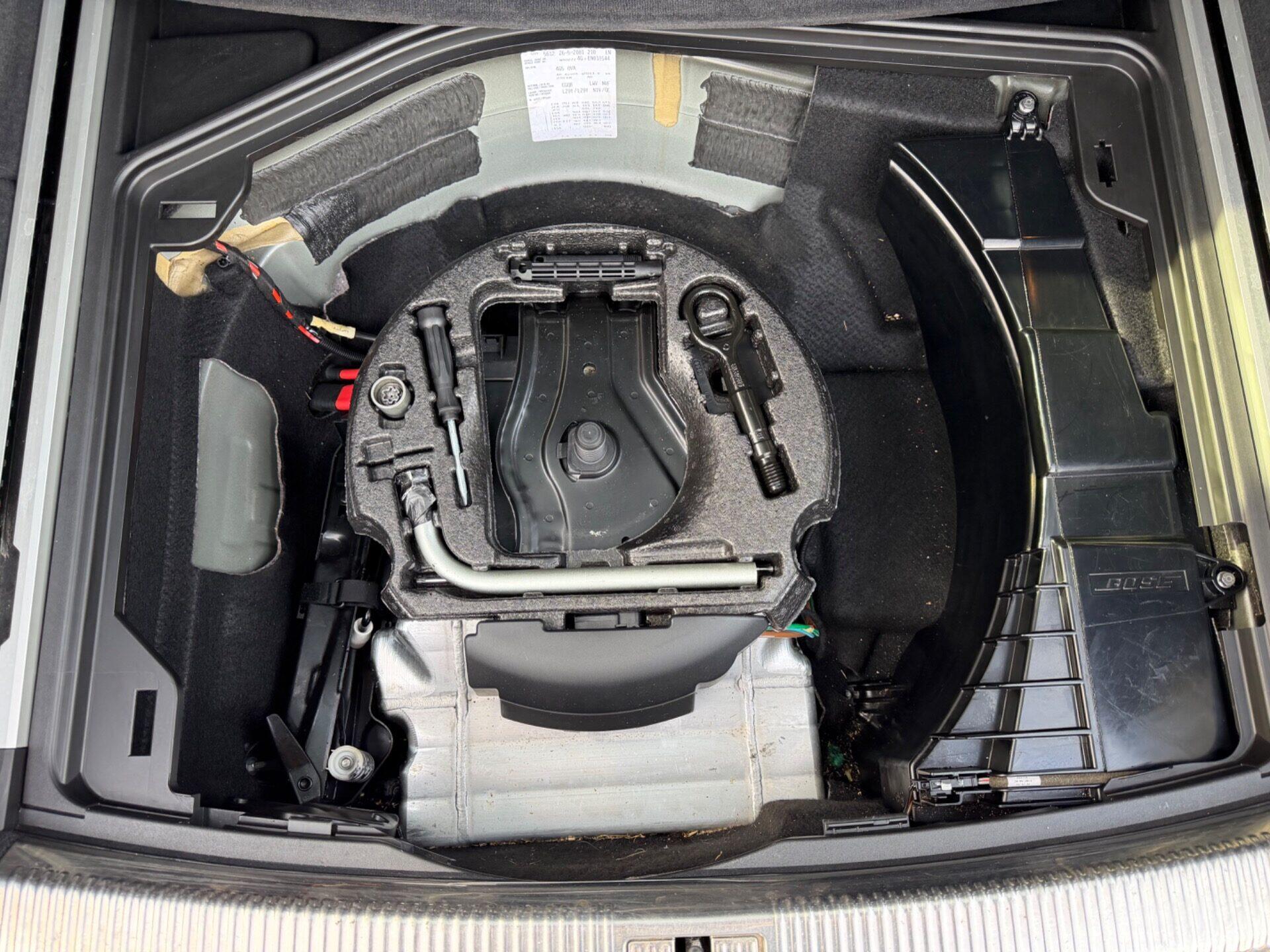 Audi A6 view 59