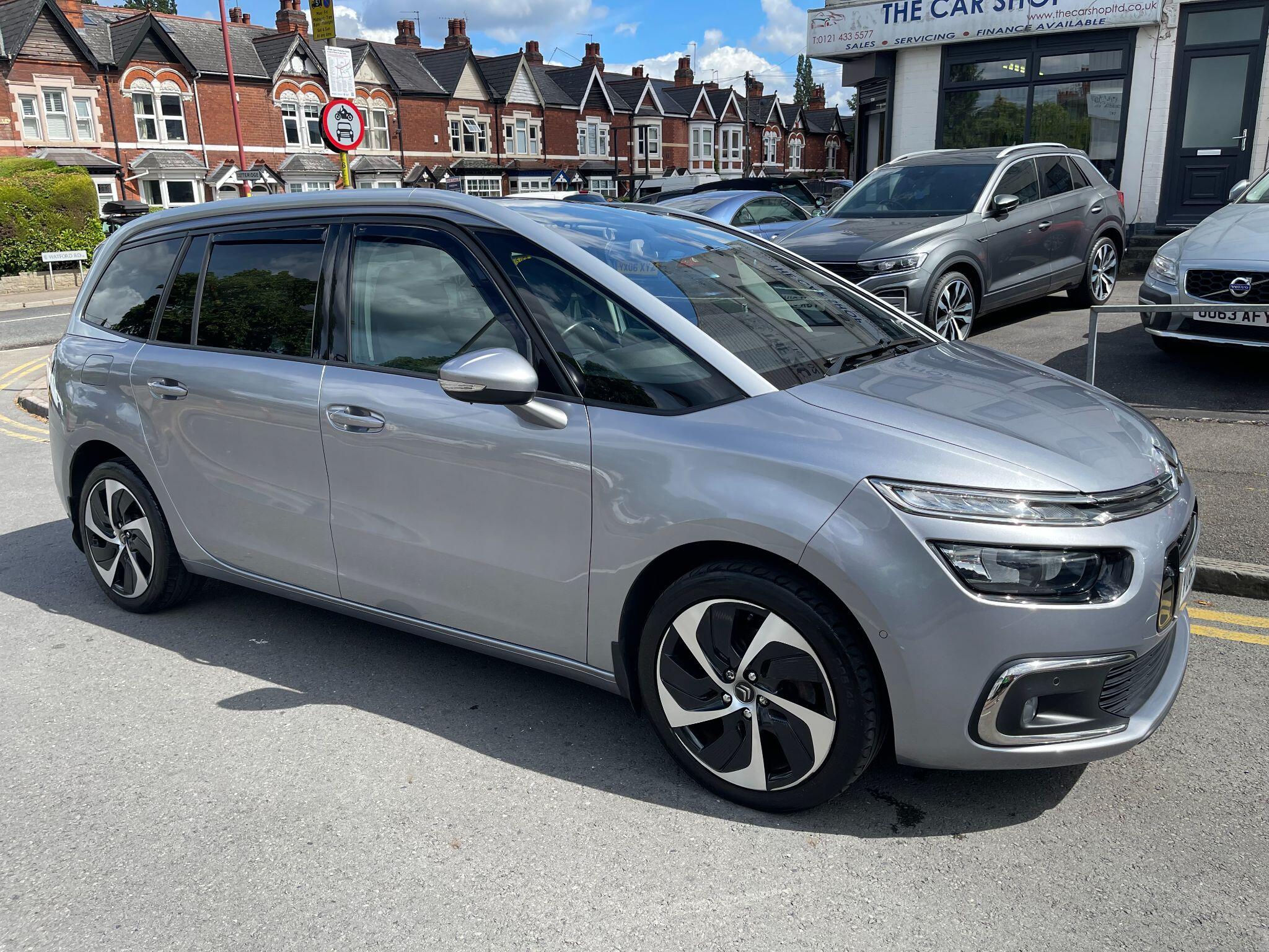 Citroen Grand C4 Spacetourer view 9