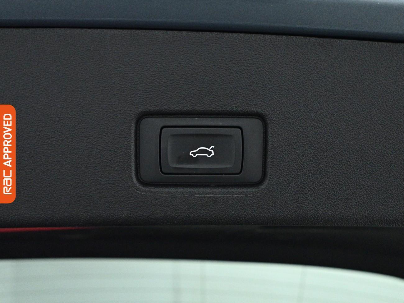 Audi Q4 E-Tron view 29