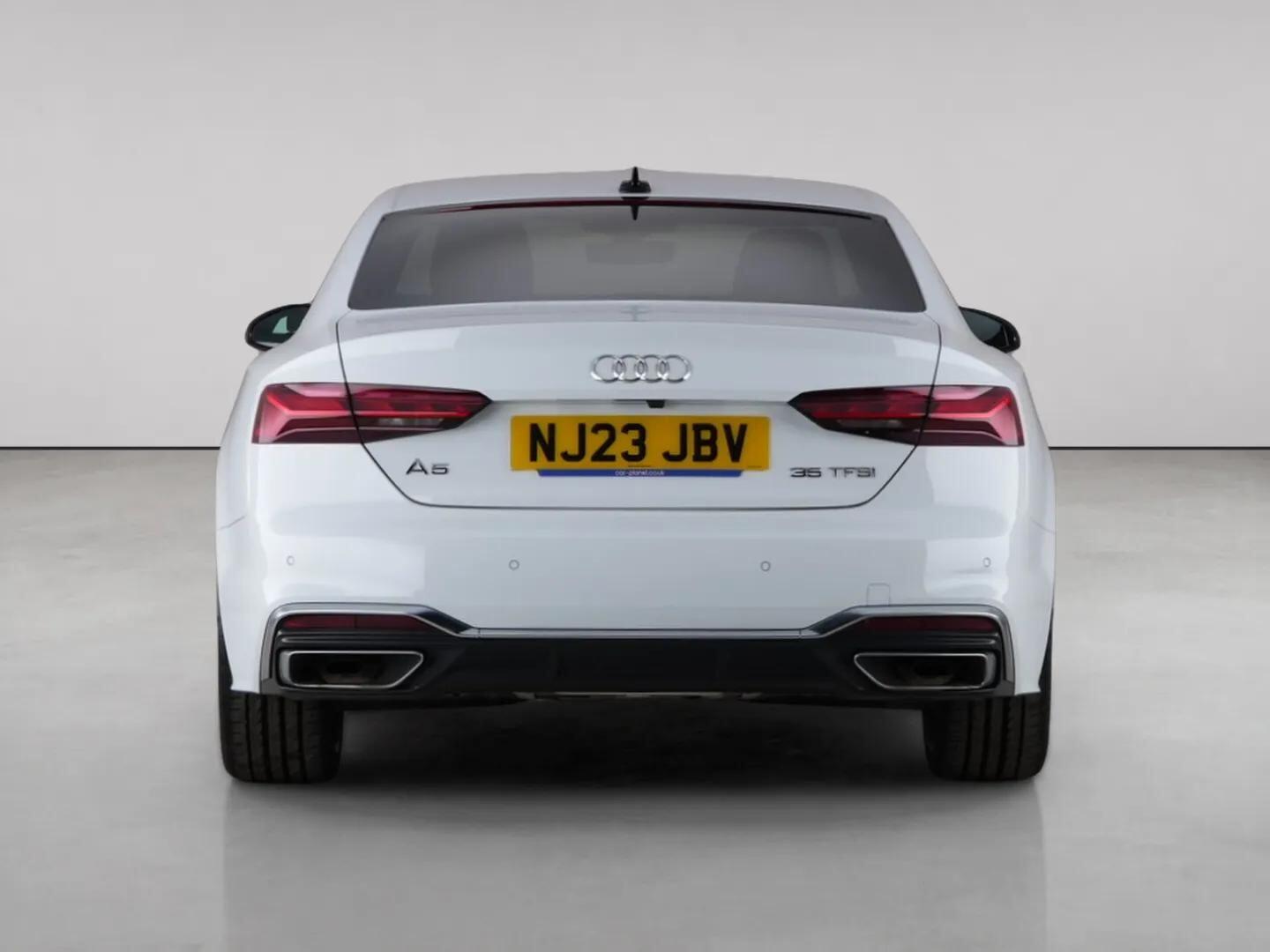 Audi A5 view 7