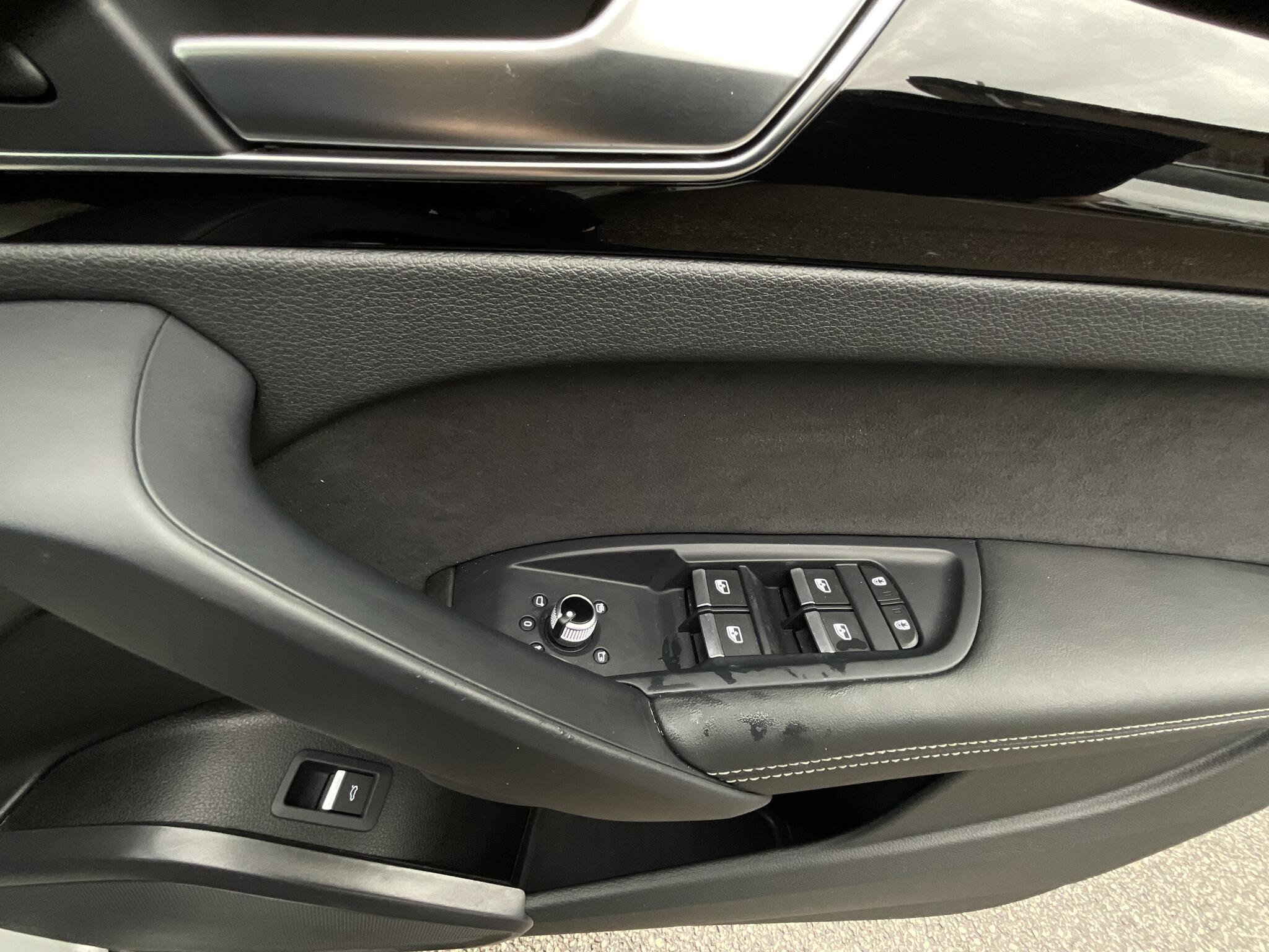 Audi Q5 view 34