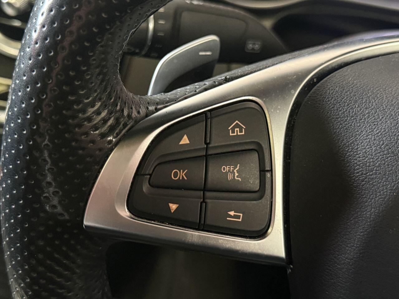 Mercedes-Benz GLC view 38