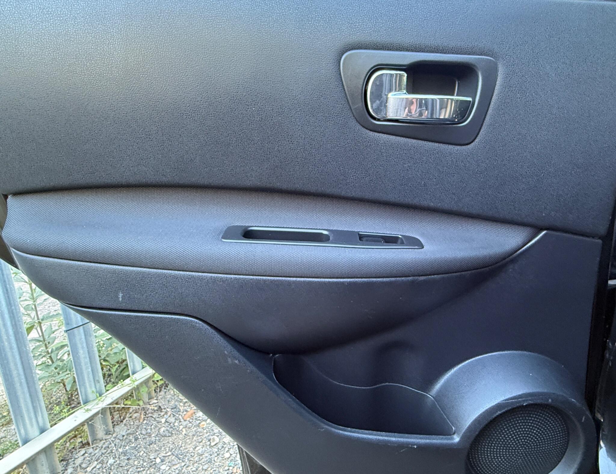 2012 Nissan Qashqai image 28