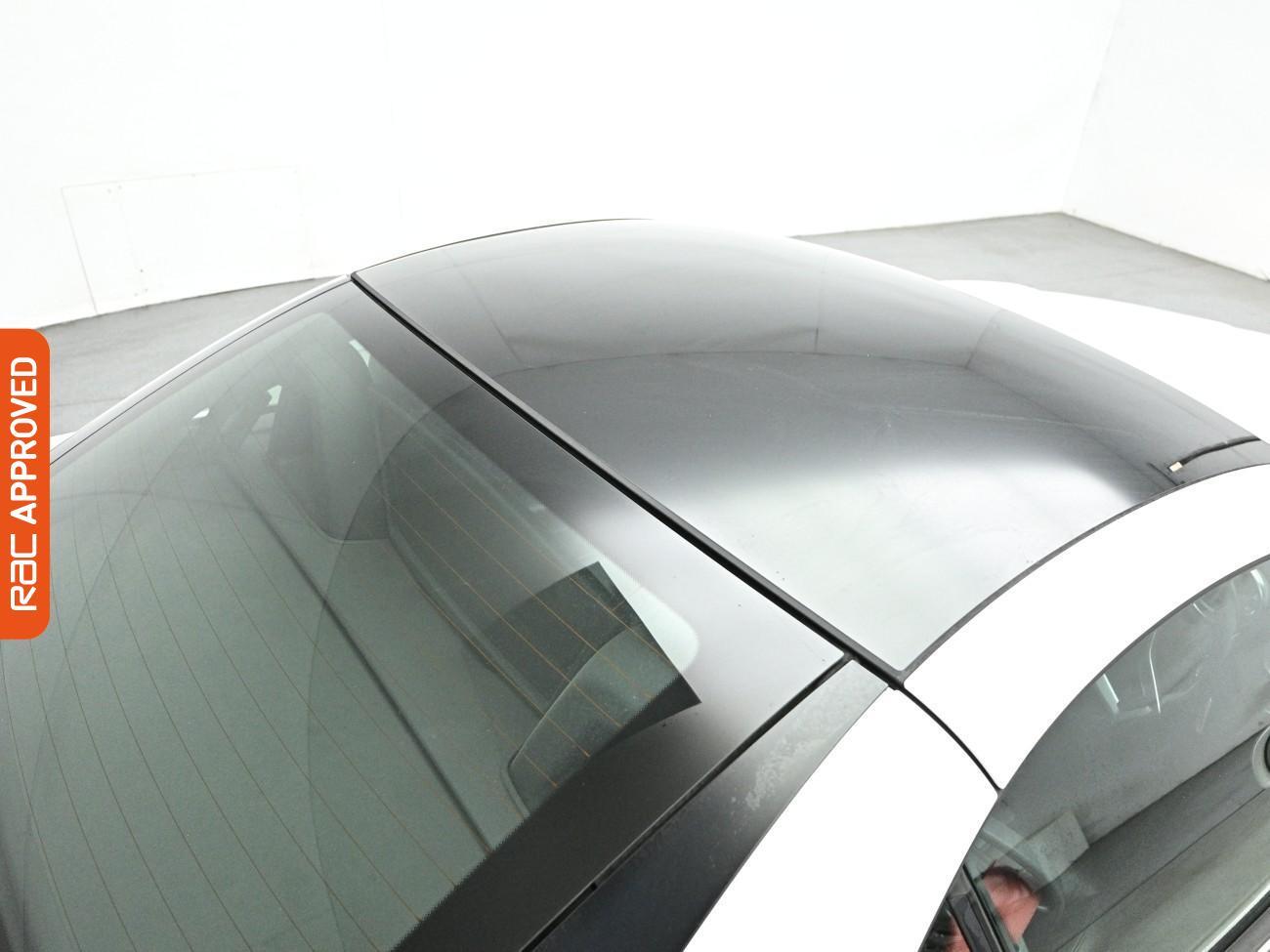 Mercedes-Benz SLK view 23