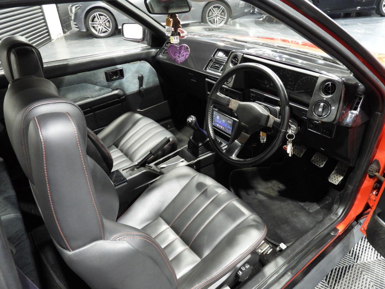 Toyota Corolla view 3