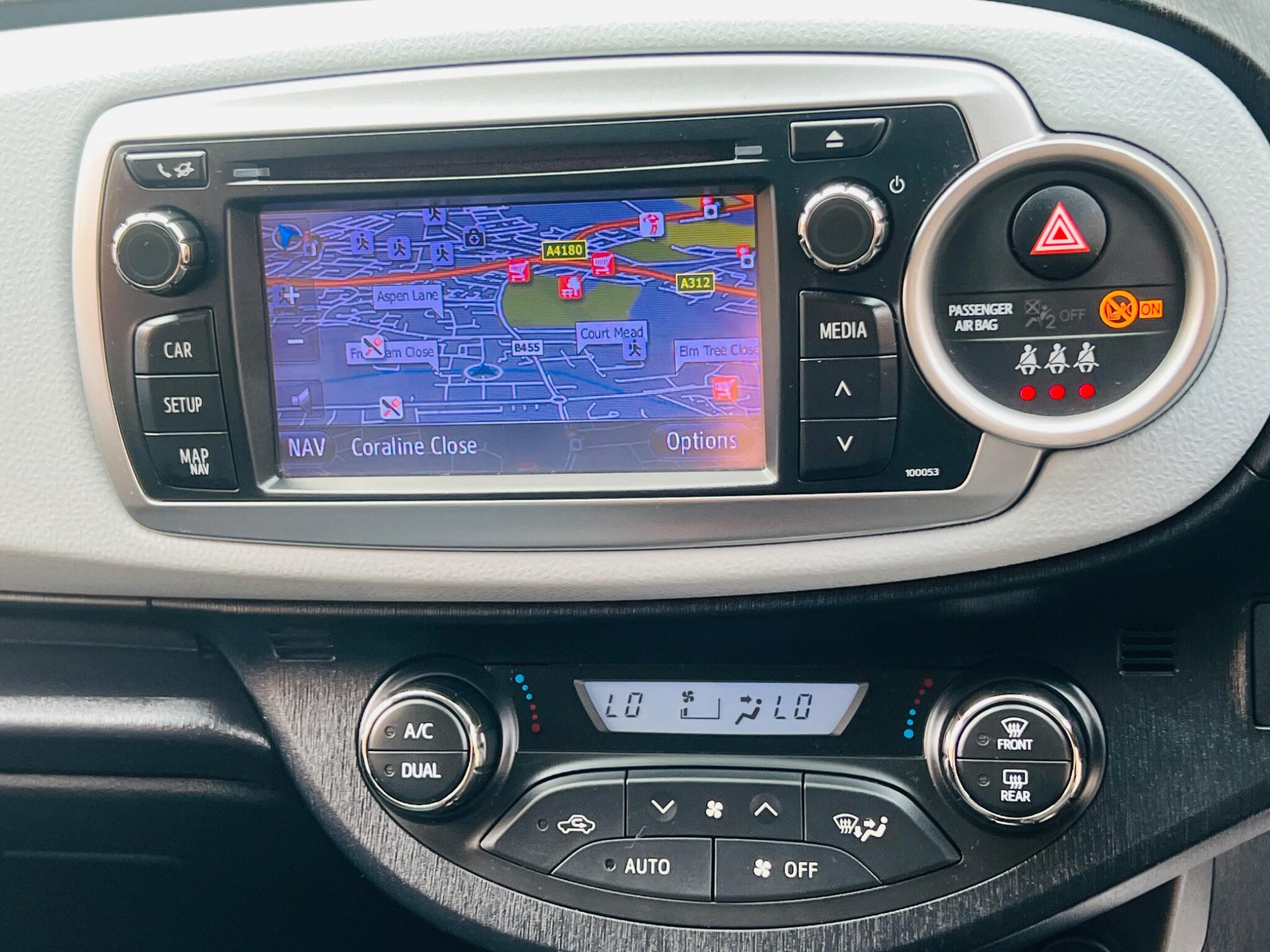 Toyota Yaris view 44