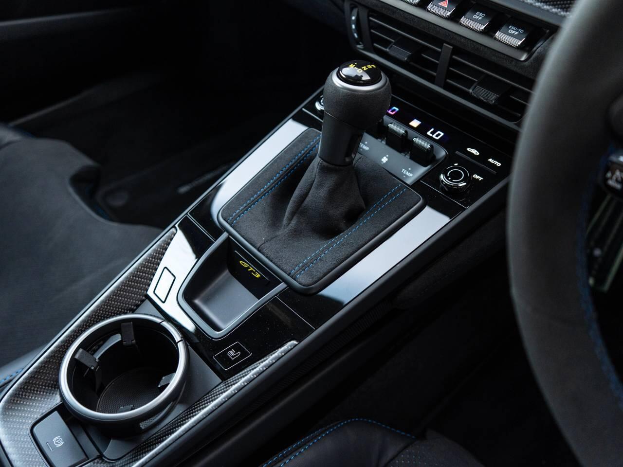 Porsche 911 view 29
