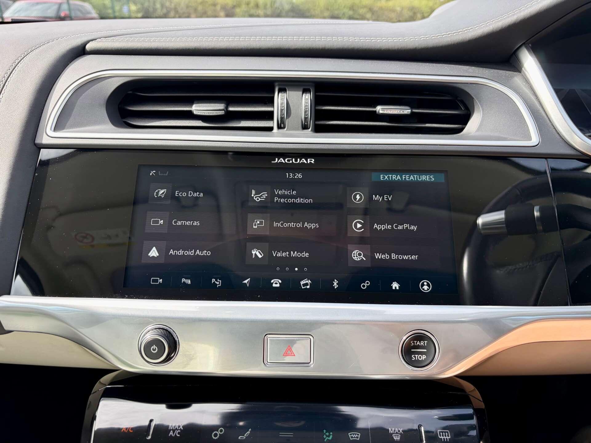Jaguar I-Pace view 56