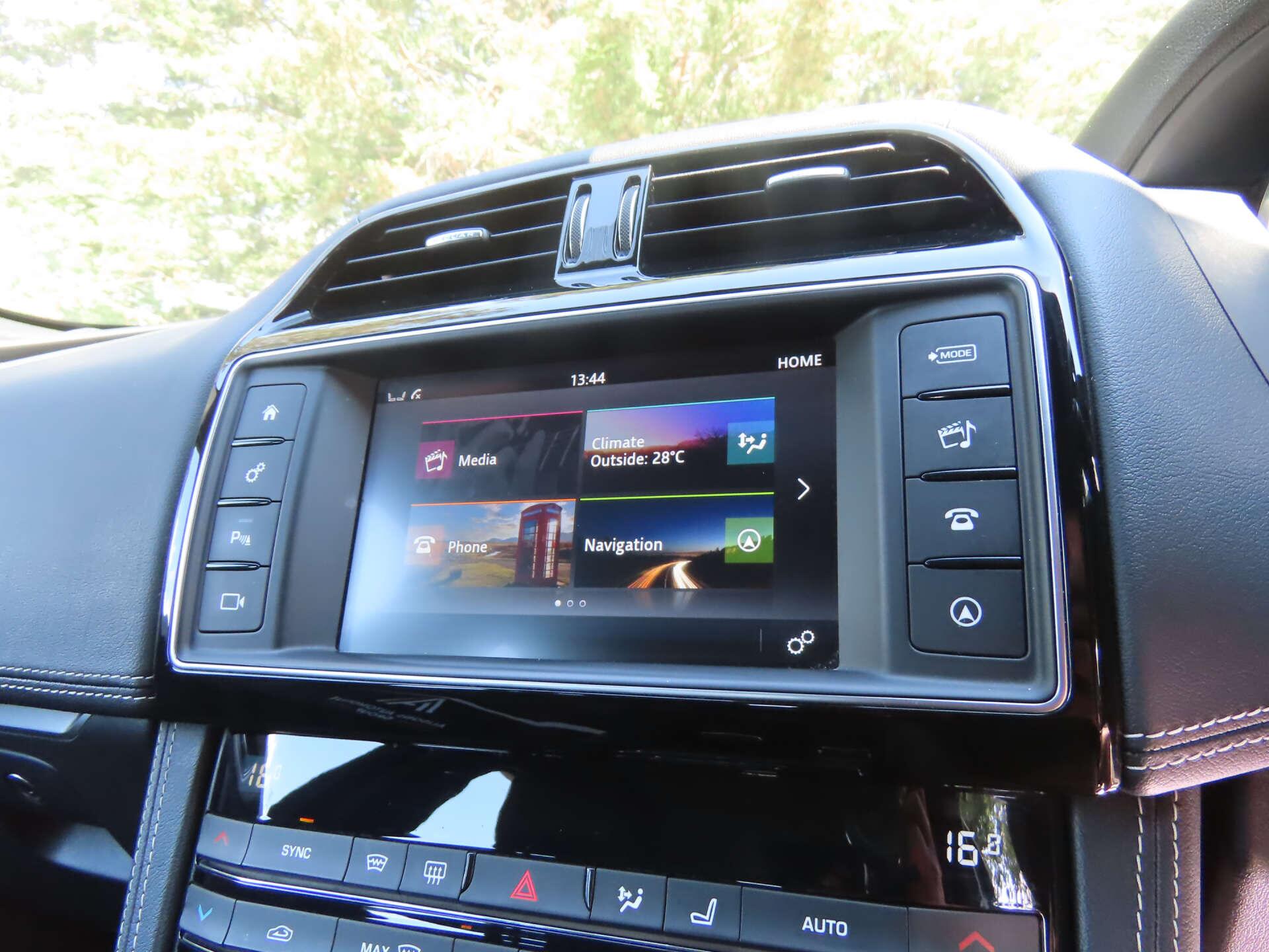 Jaguar F-Pace view 11