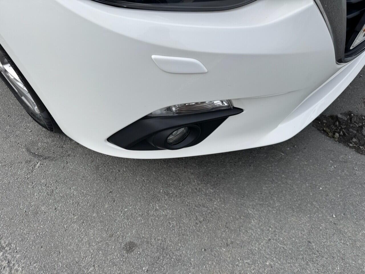 Mazda Mazda3 view 37