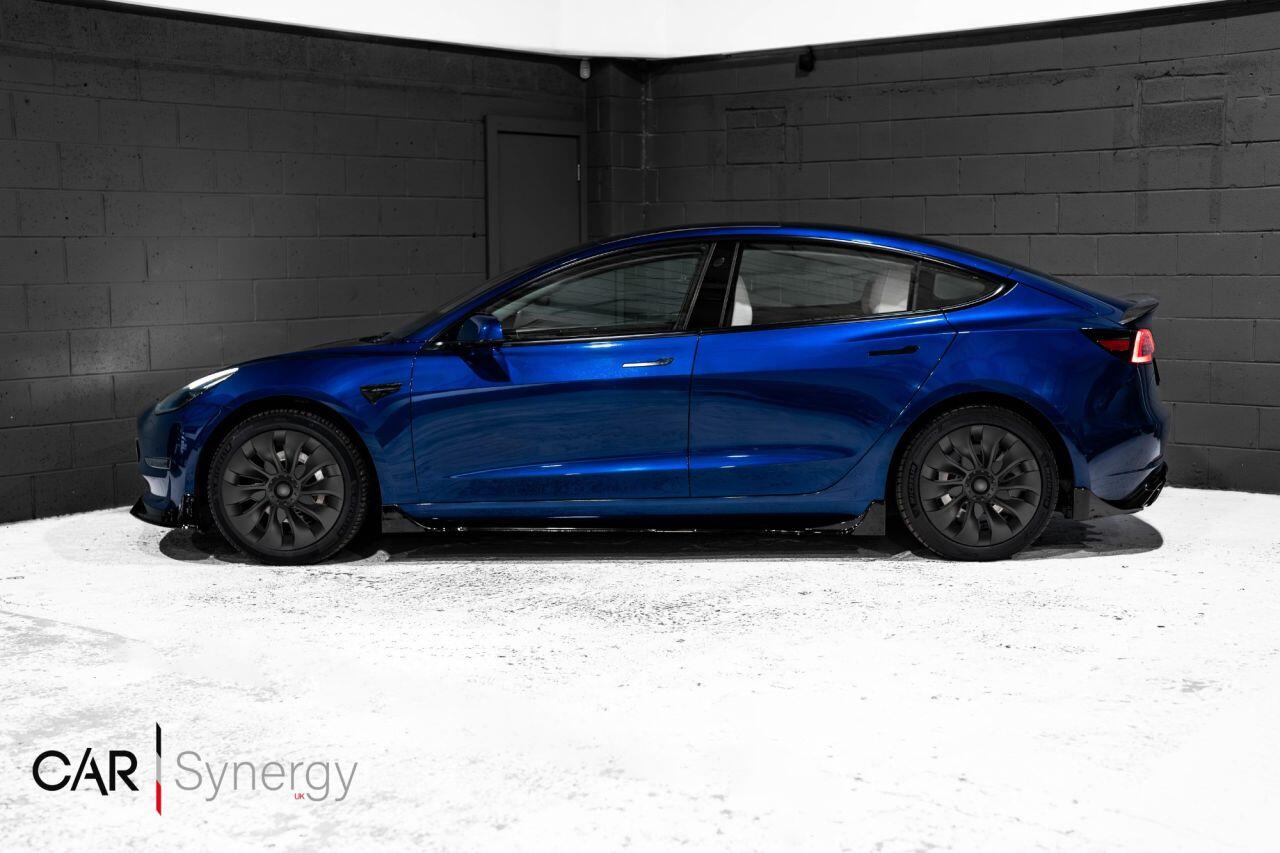 Tesla Model 3 view 4