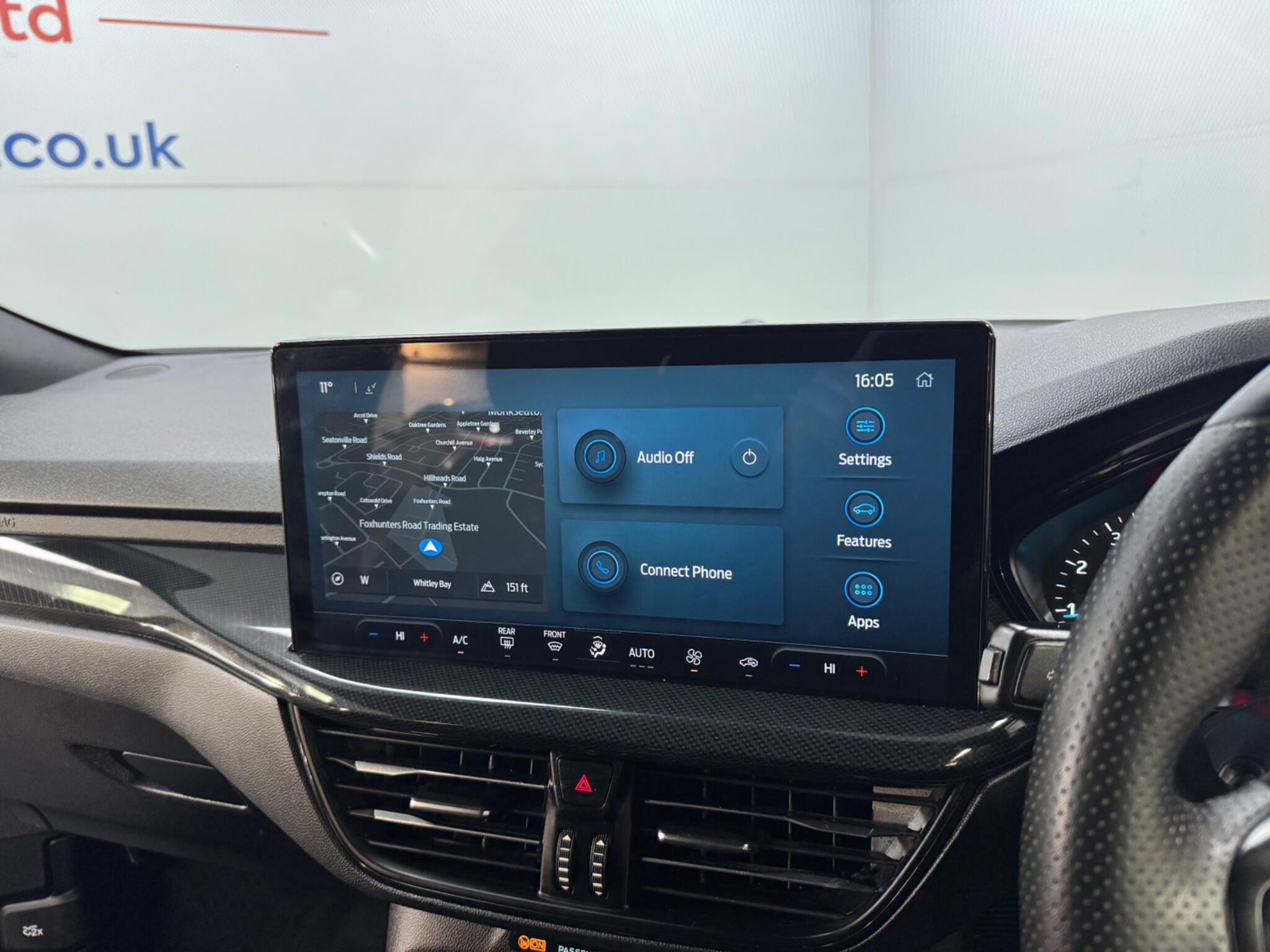 Ford Focus view 17