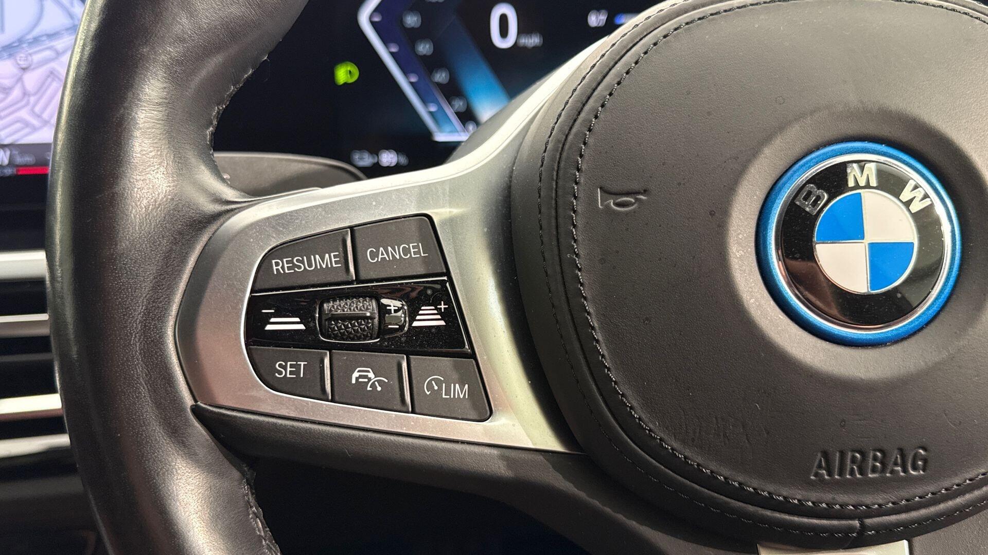 BMW I4 view 17