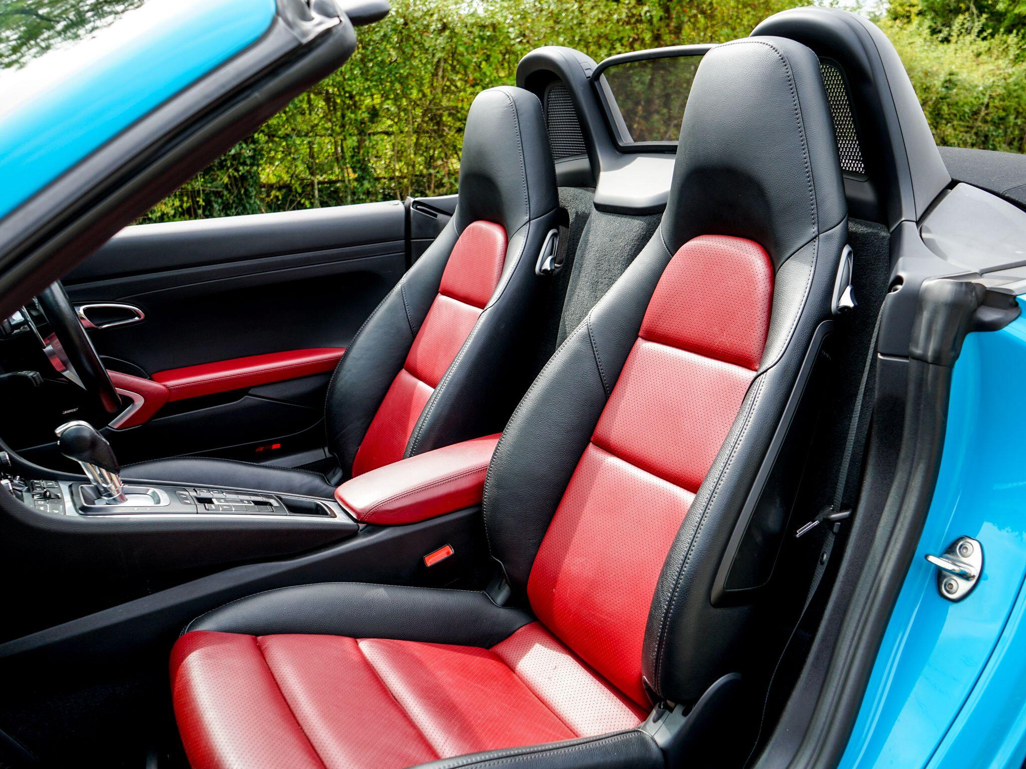Porsche 718 Boxster view 13