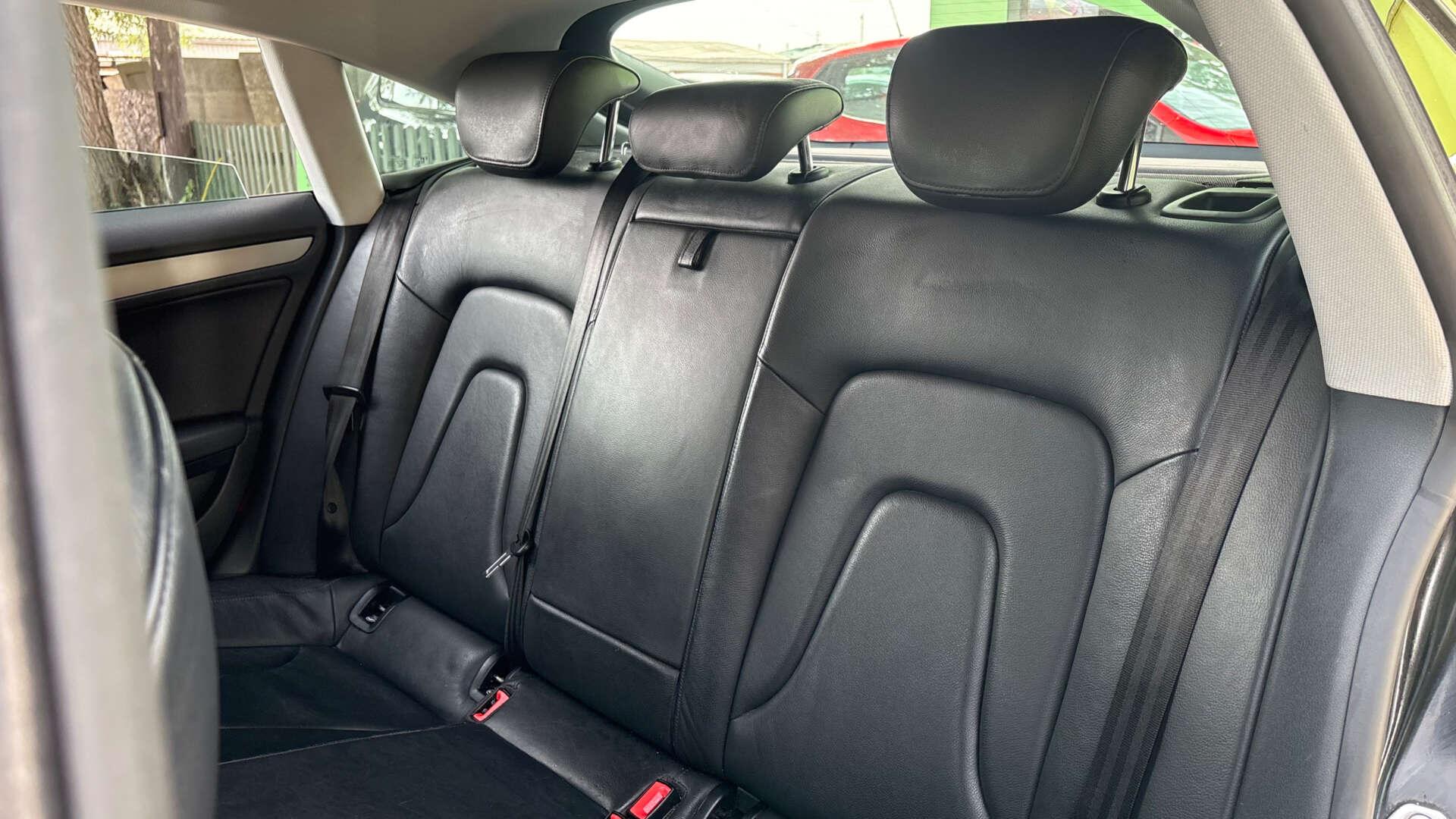 Audi A5 view 11